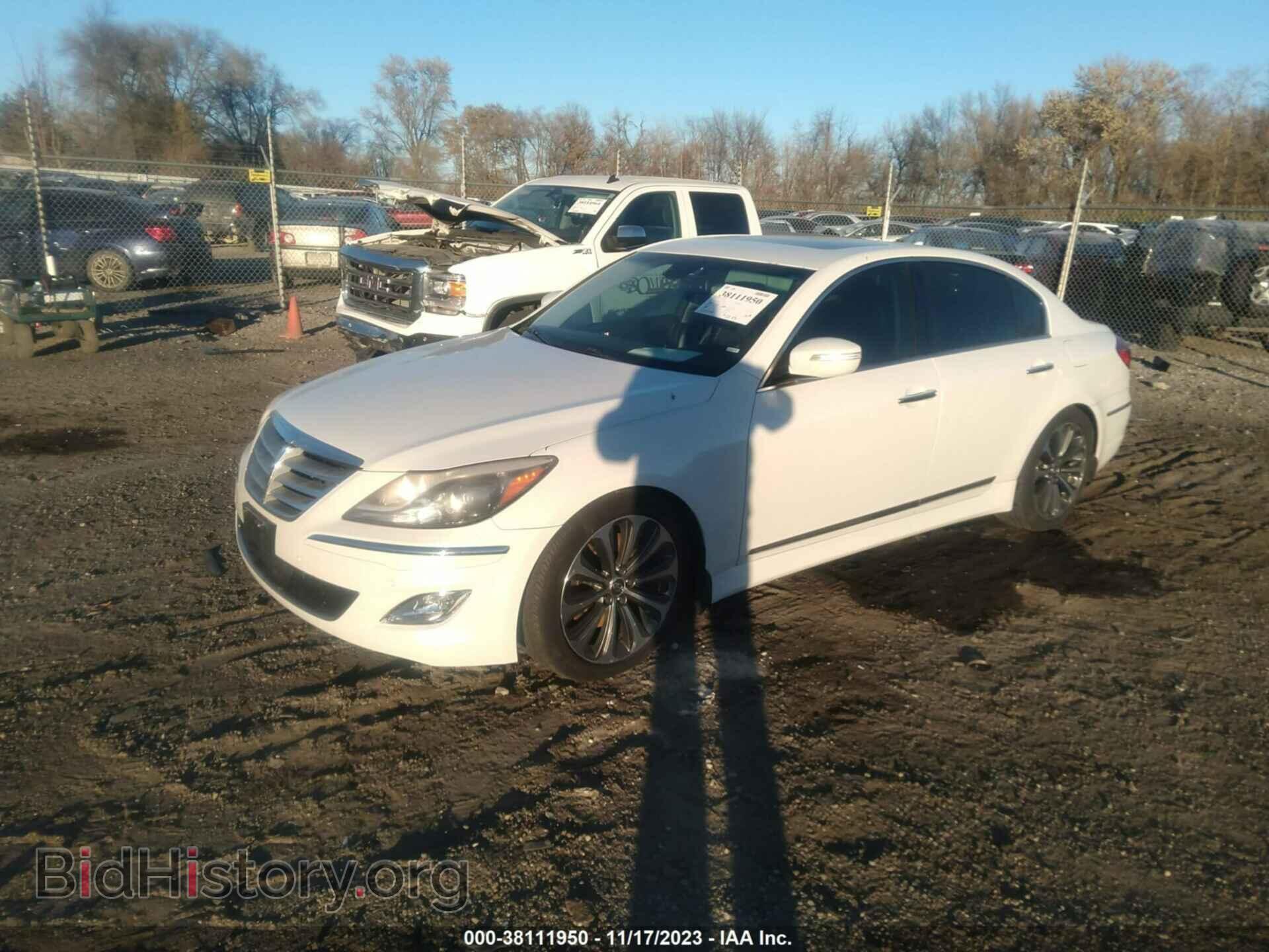 2013 HYUNDAI GENESIS - VIN: KMHGC4DH2DU219596 - Фото 2