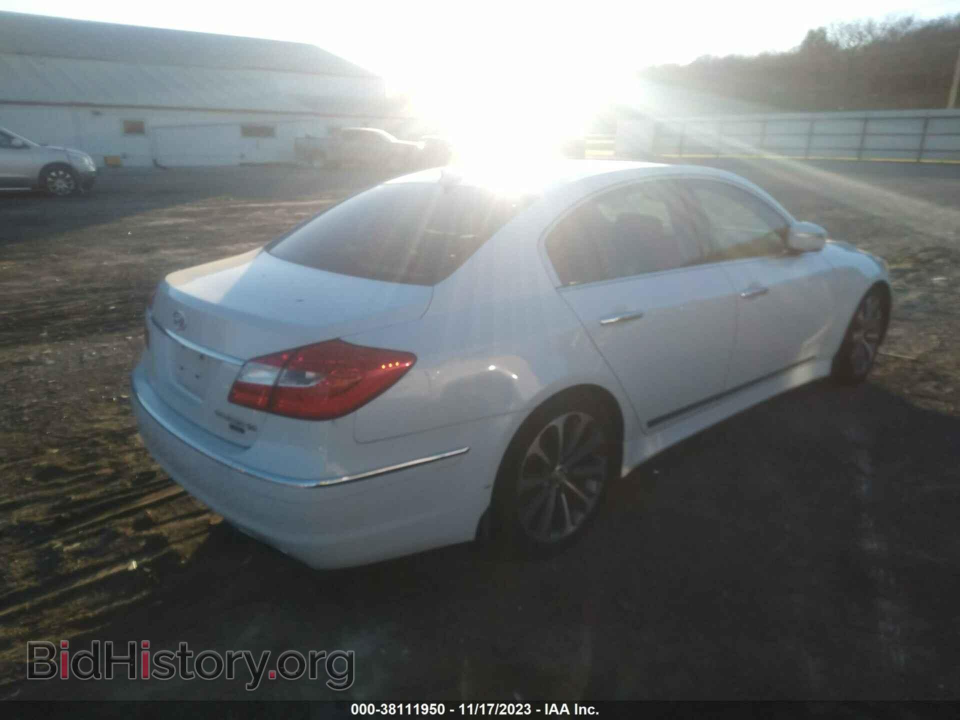 2013 HYUNDAI GENESIS - VIN: KMHGC4DH2DU219596 - Фото 4