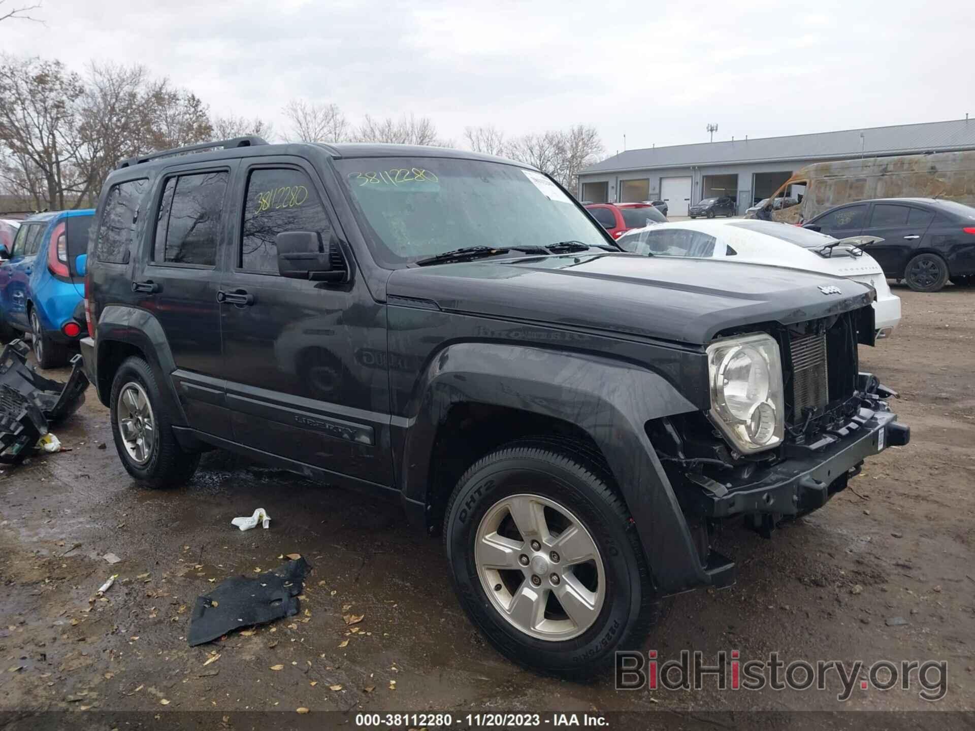 Photo 1J4PP2GK9AW182951 - JEEP LIBERTY 2010