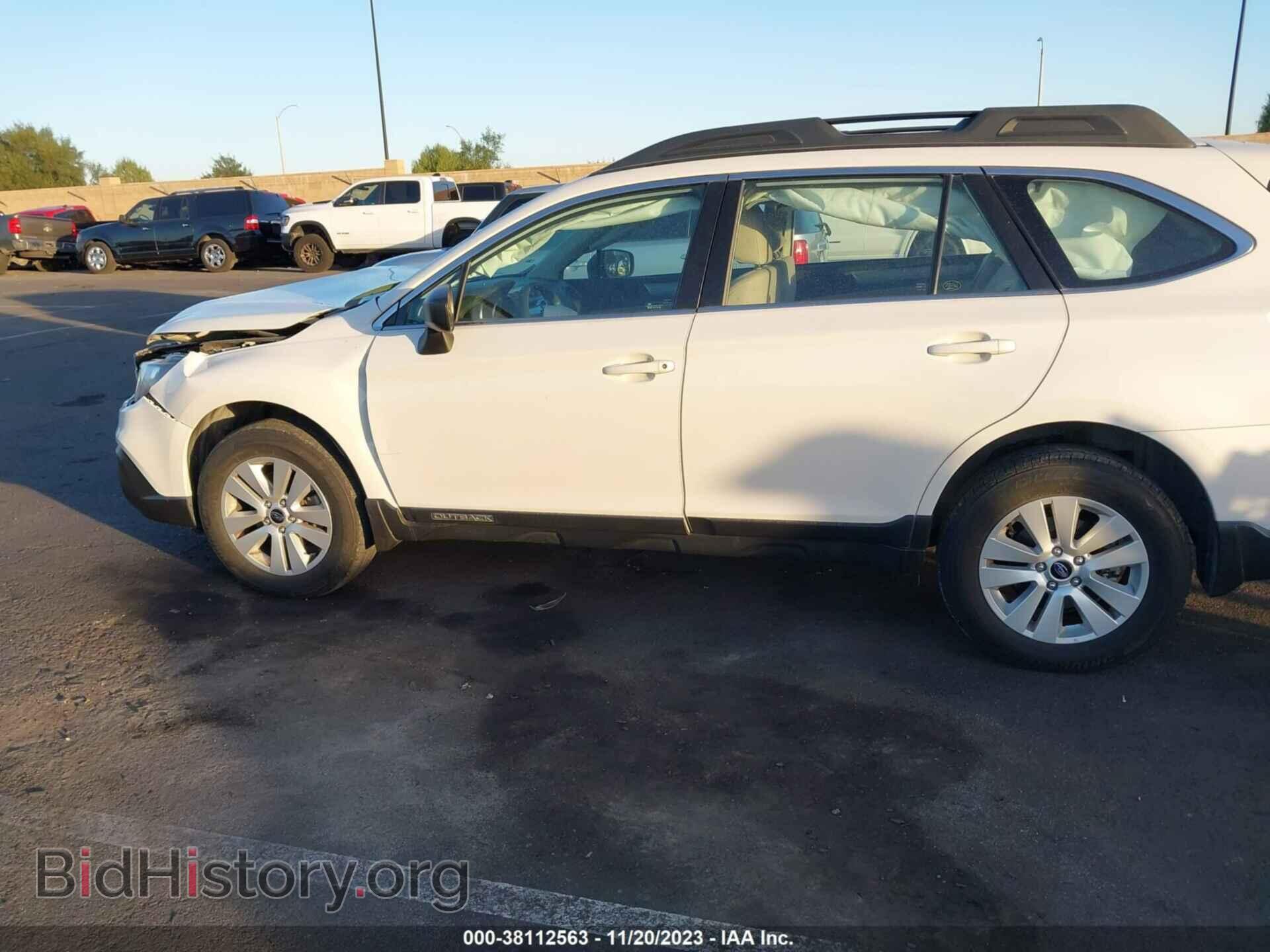 2018 SUBARU OUTBACK - VIN: 4S4BSAAC4J3353175 - Фото 15