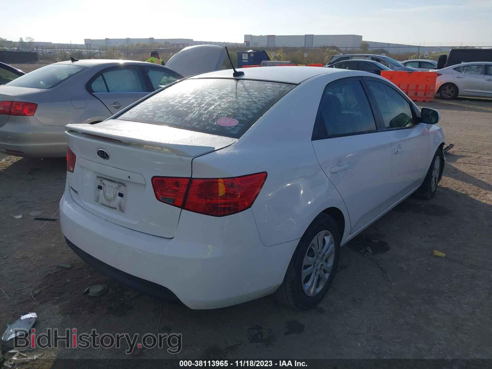 2013 KIA FORTE - VIN: KNAFT4A23D5669250 - Фото 4