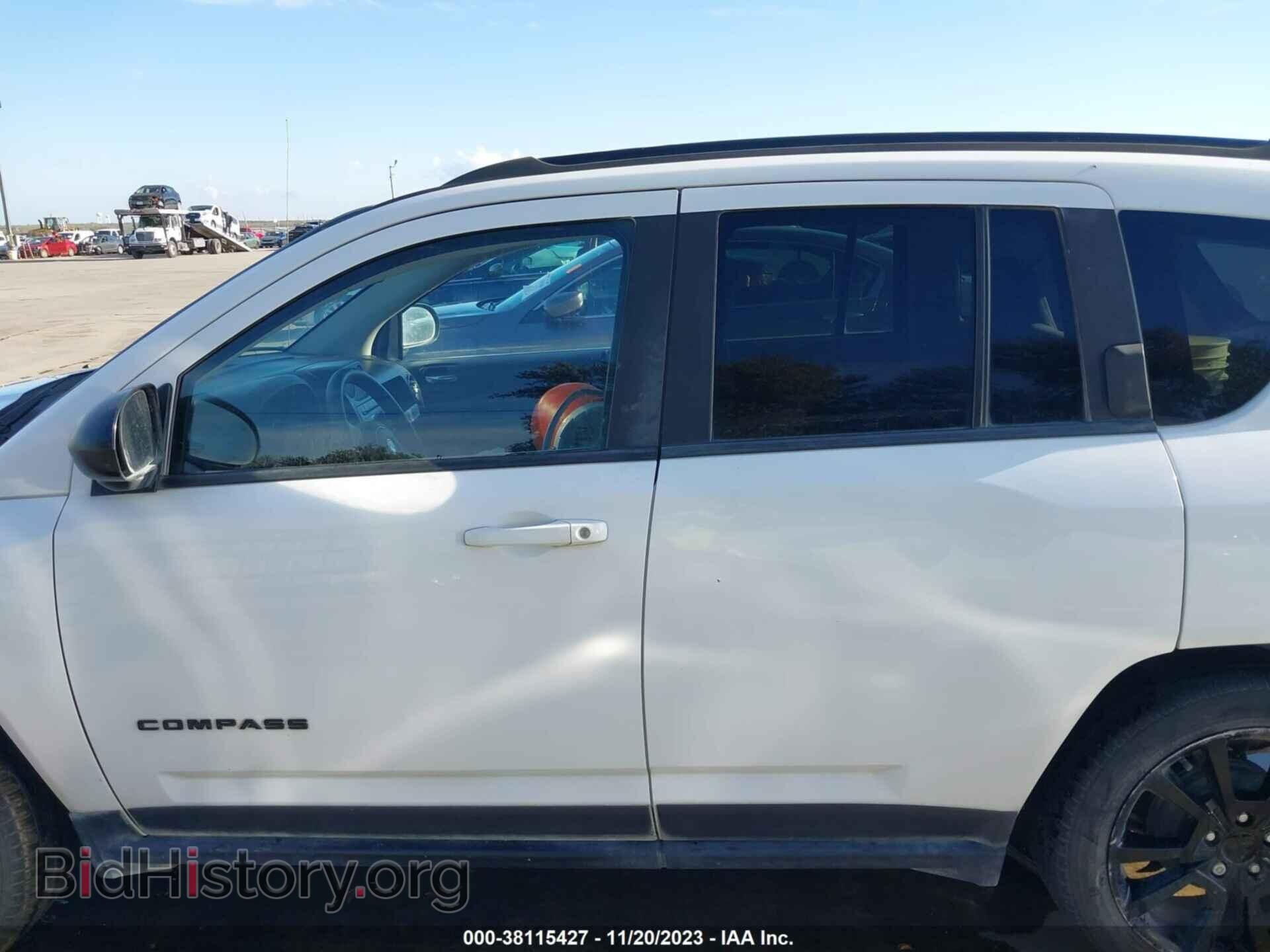 2015 JEEP COMPASS - VIN: 1C4NJCBAXFD209581 - Фото 14