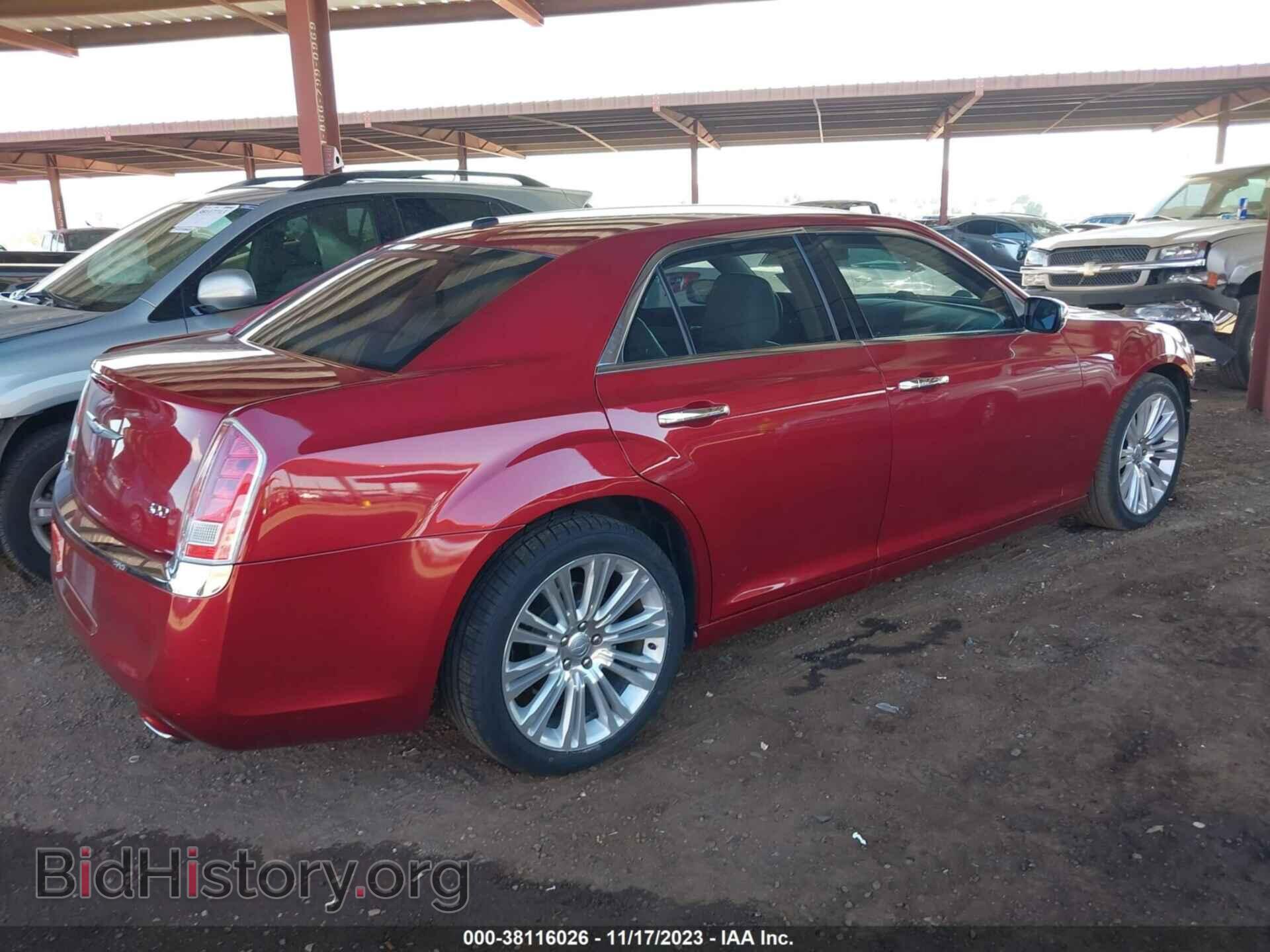2012 CHRYSLER 300 - VIN: 2C3CCACG5CH232634 - Фото 4