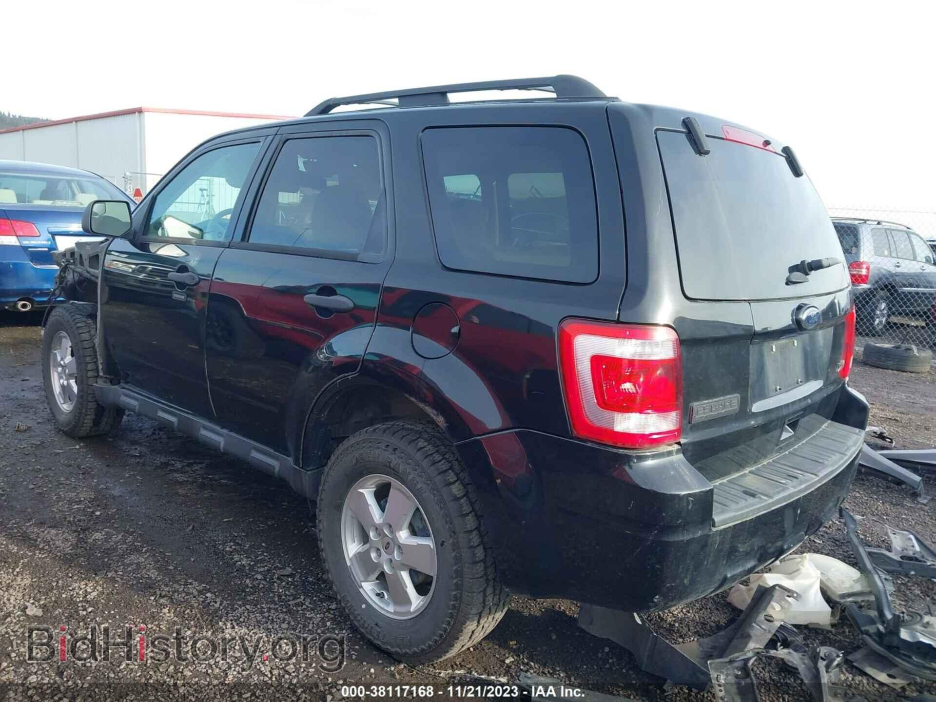 2011 FORD ESCAPE - VIN: 1FMCU0DG1BKB35452 - Фото 3