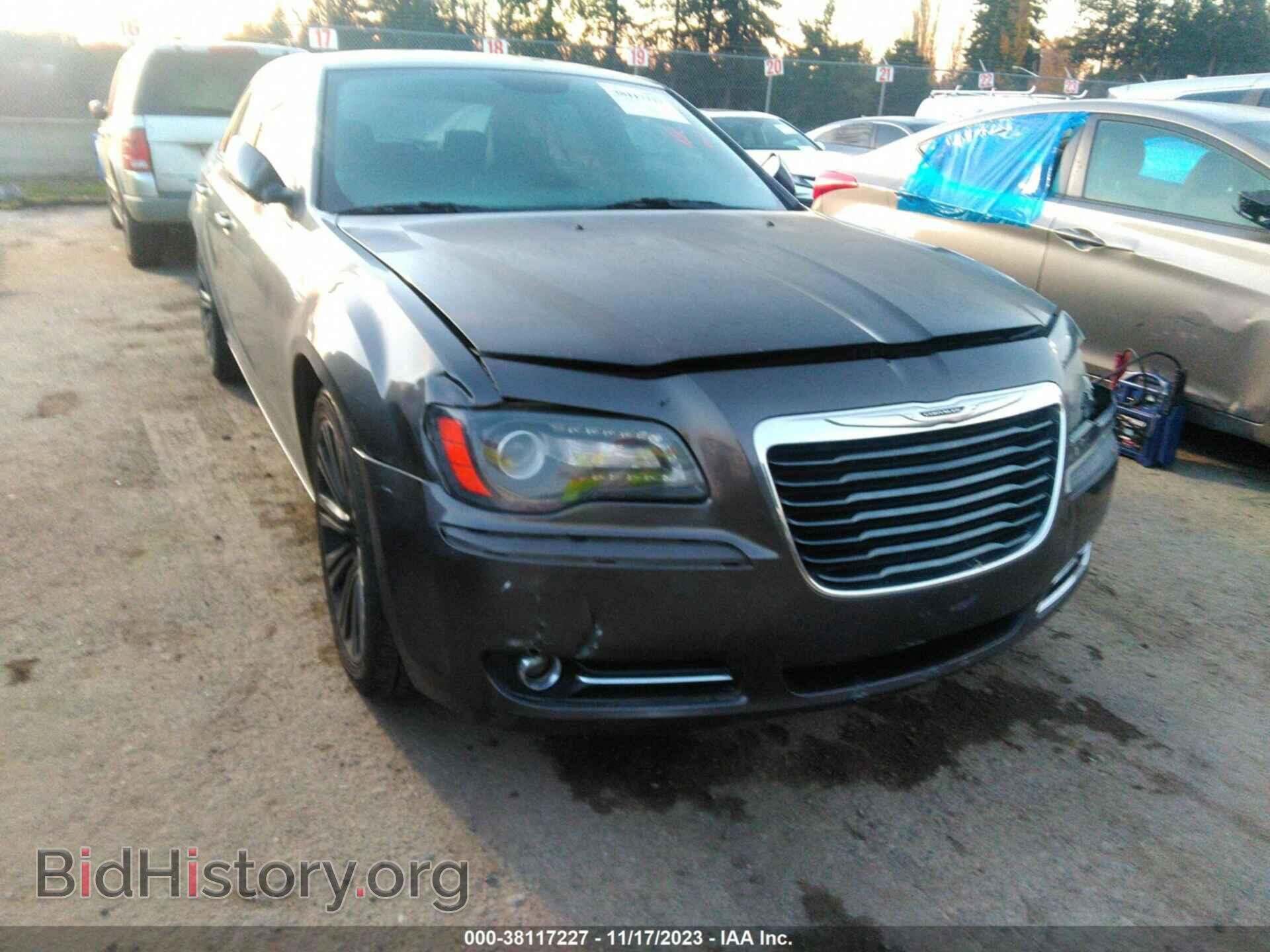 Photo 2C3CCABG7DH723242 - CHRYSLER 300 2013