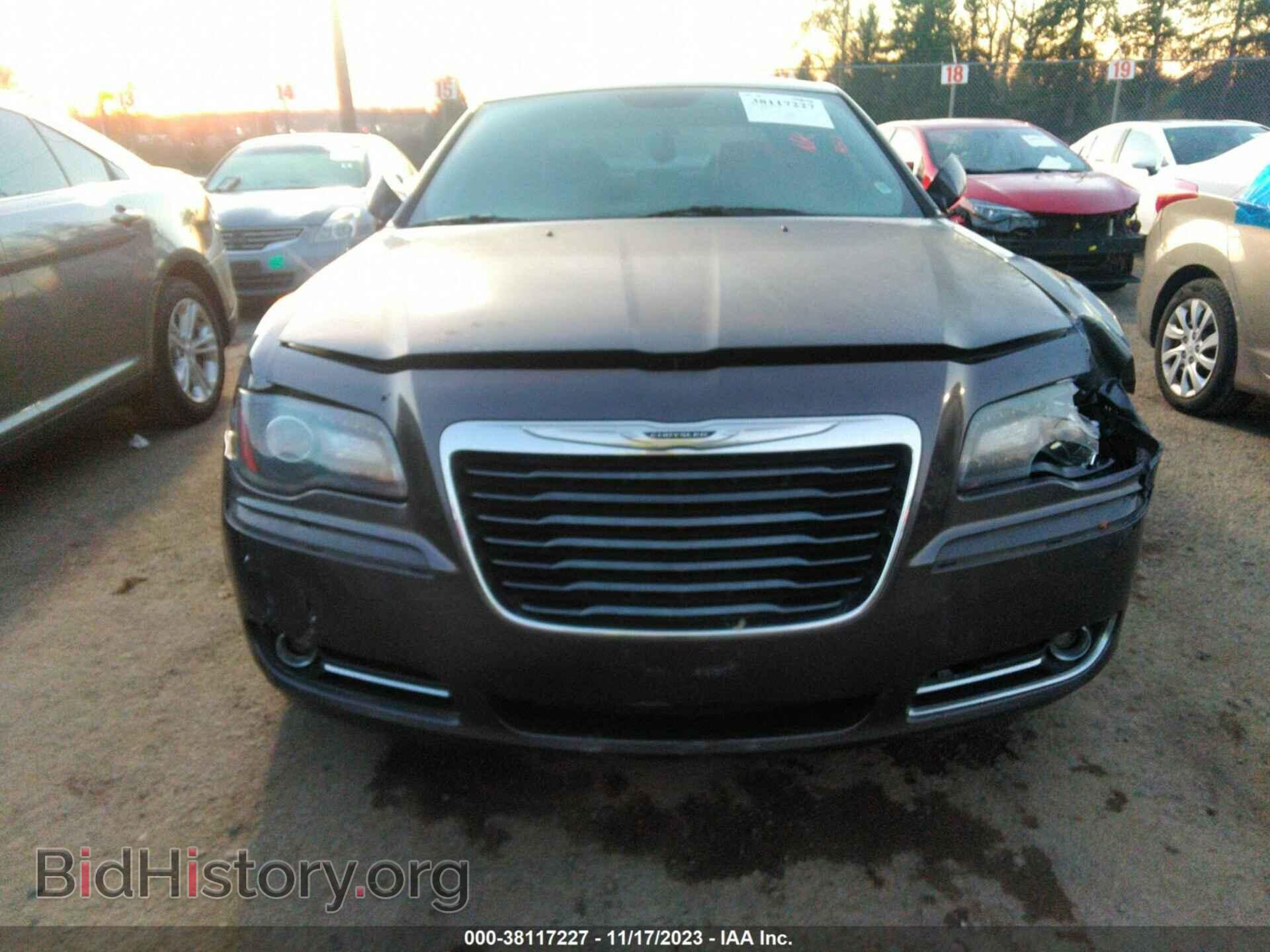 2013 CHRYSLER 300 - VIN: 2C3CCABG7DH723242 - Фото 11