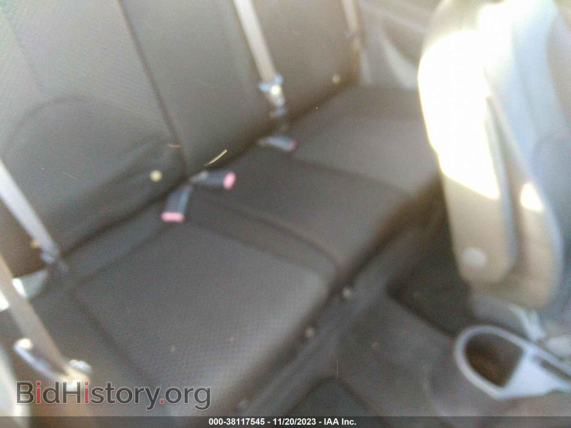 2007 HYUNDAI ACCENT - VIN: KMHCM36C07U047712 - Фото 8