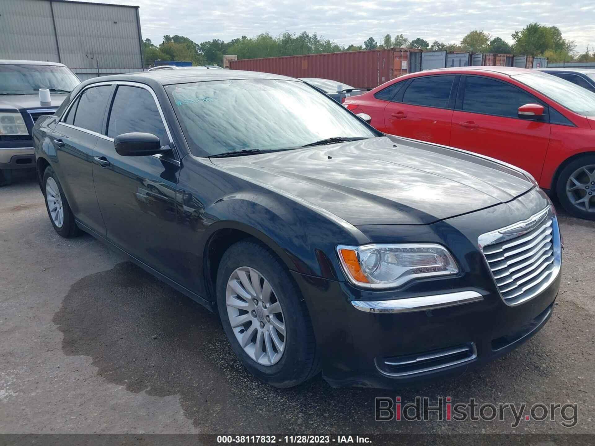 Photo 2C3CCAAG6CH311913 - CHRYSLER 300 2012