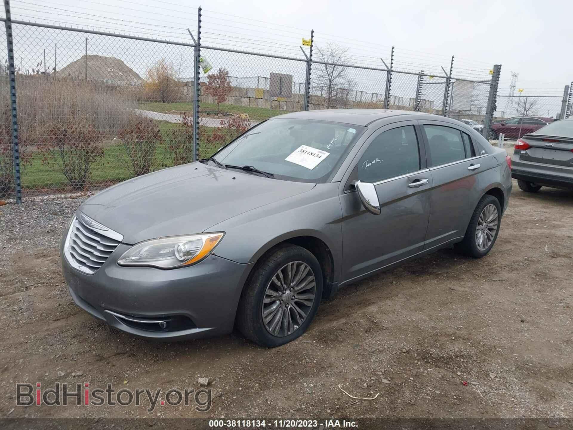 2012 CHRYSLER 200 - VIN: 1C3CCBCBXCN305904 - Фото 2