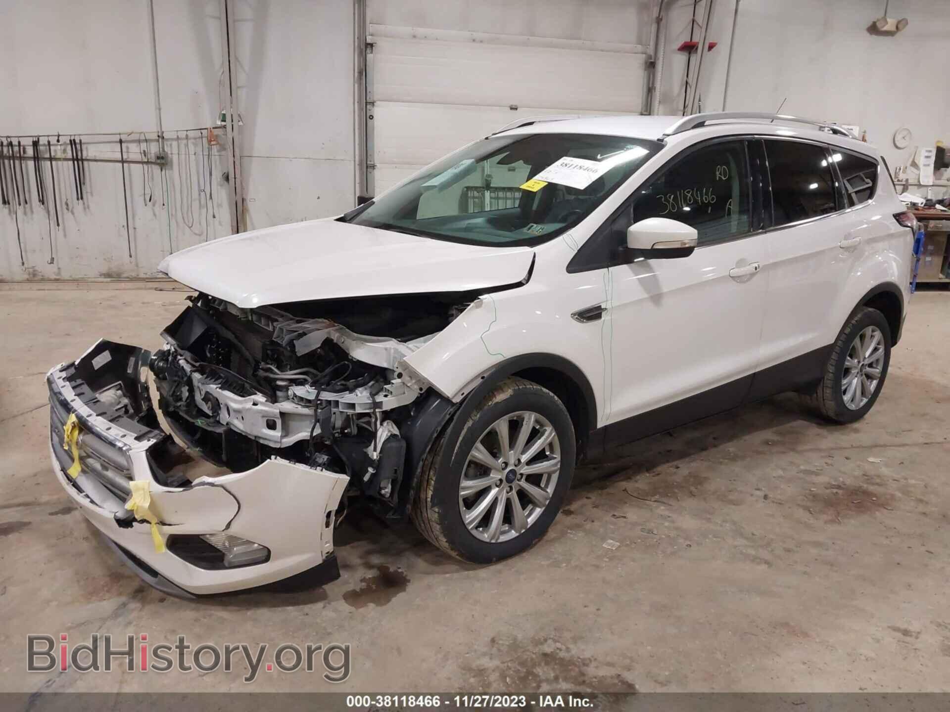 2017 FORD ESCAPE - VIN: 1FMCU9J93HUB91304 - Photo 2