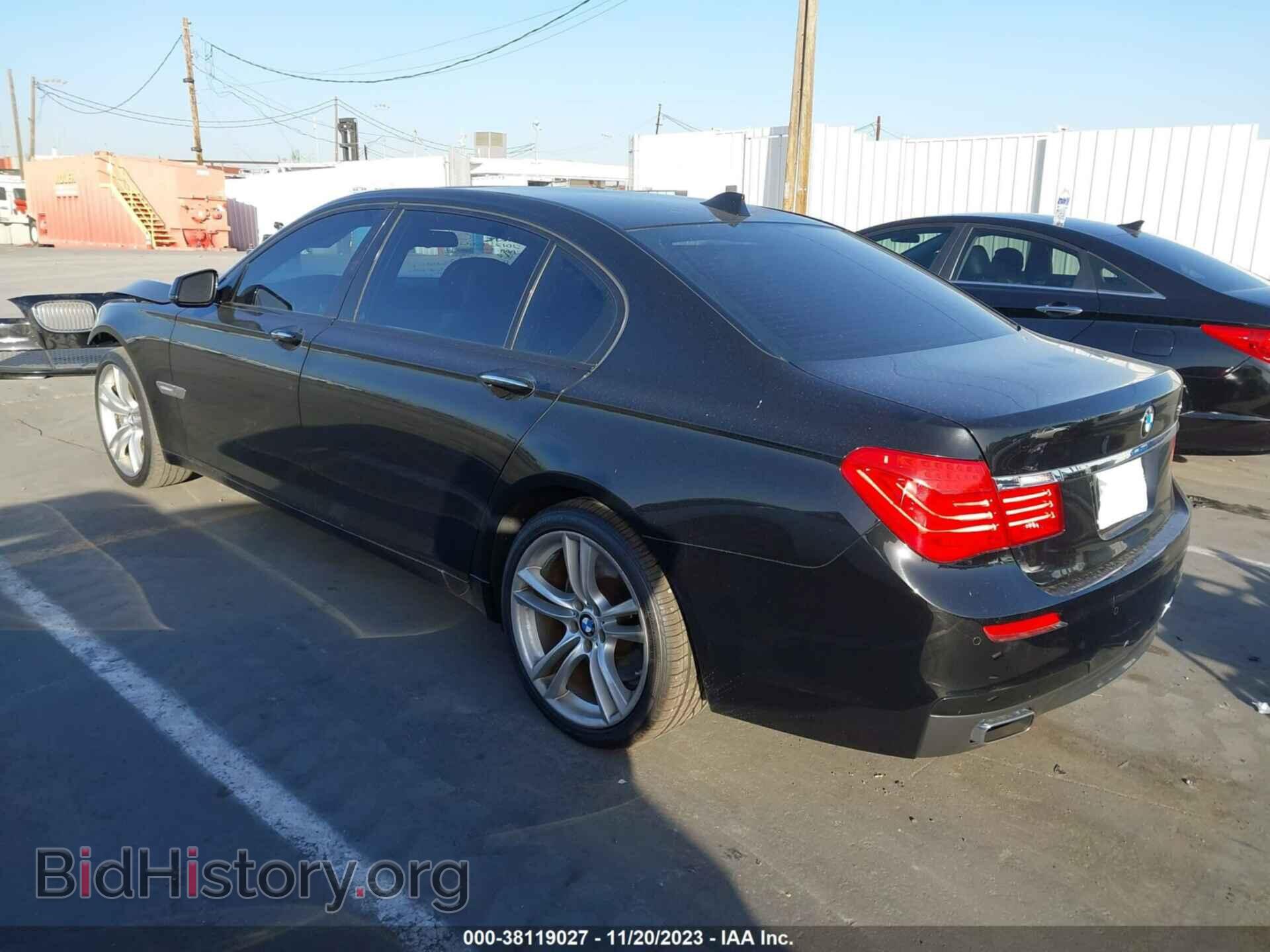 2012 BMW 750LI - VIN: WBAKB8C52CC962471 - Фото 3