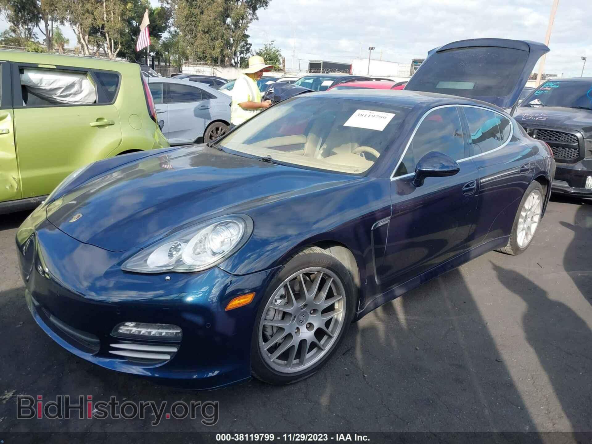 2011 PORSCHE PANAMERA - VIN: WP0AB2A73BL062404 - Фото 2