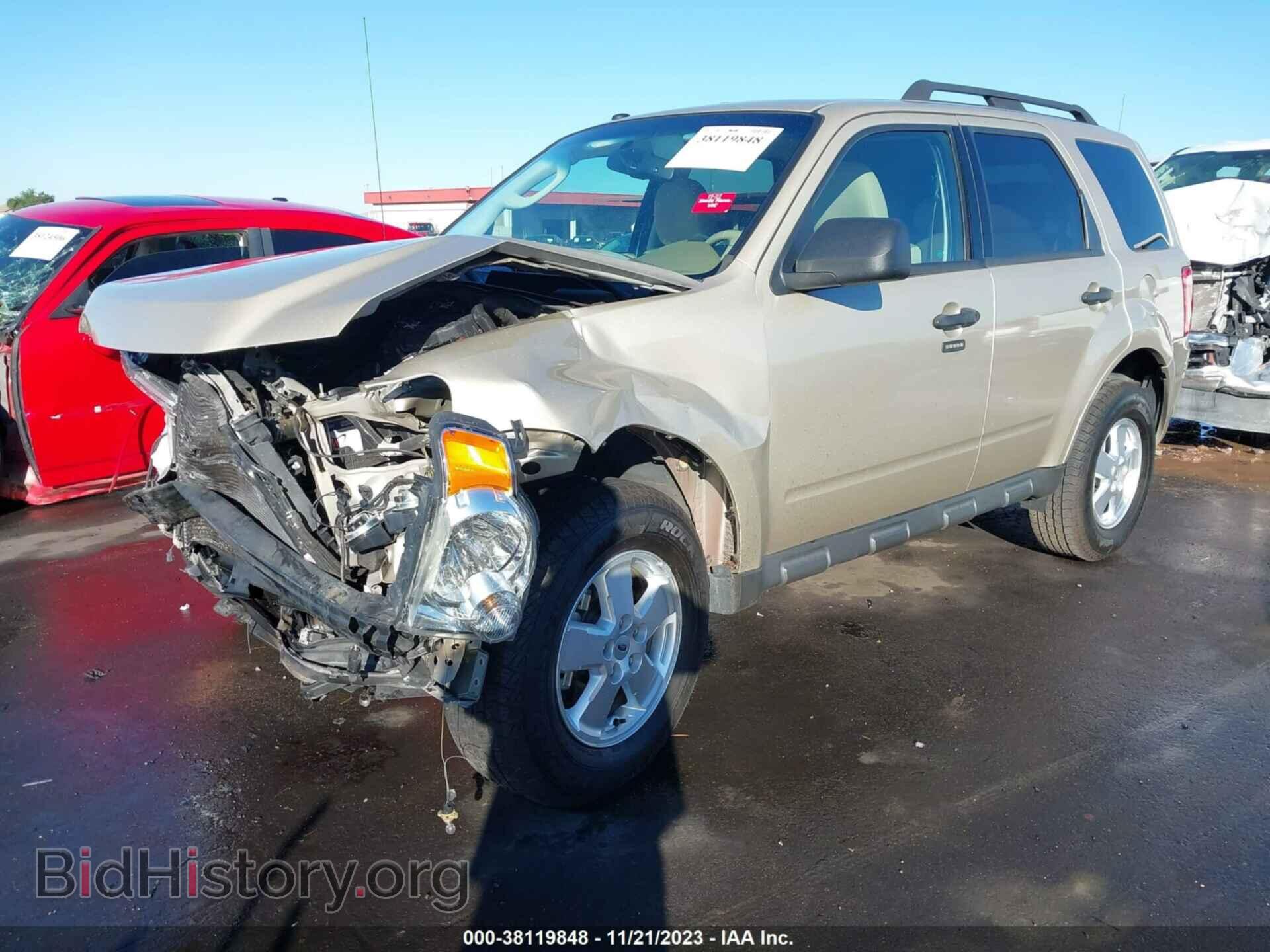 2012 FORD ESCAPE - VIN: 1FMCU0D76CKA36031 - Фото 2