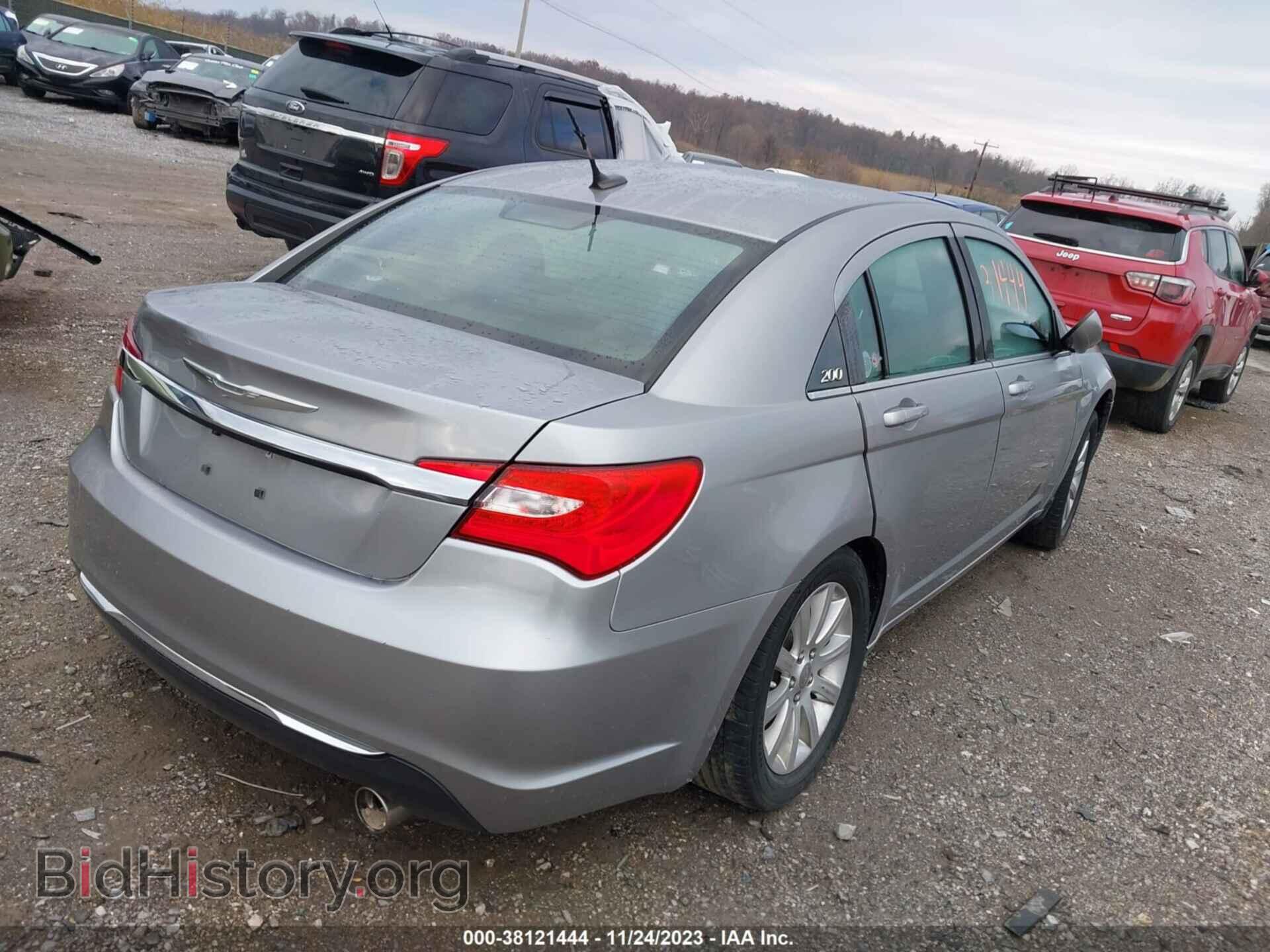 2013 CHRYSLER 200 - VIN: 1C3CCBBB6DN579801 - Фото 4