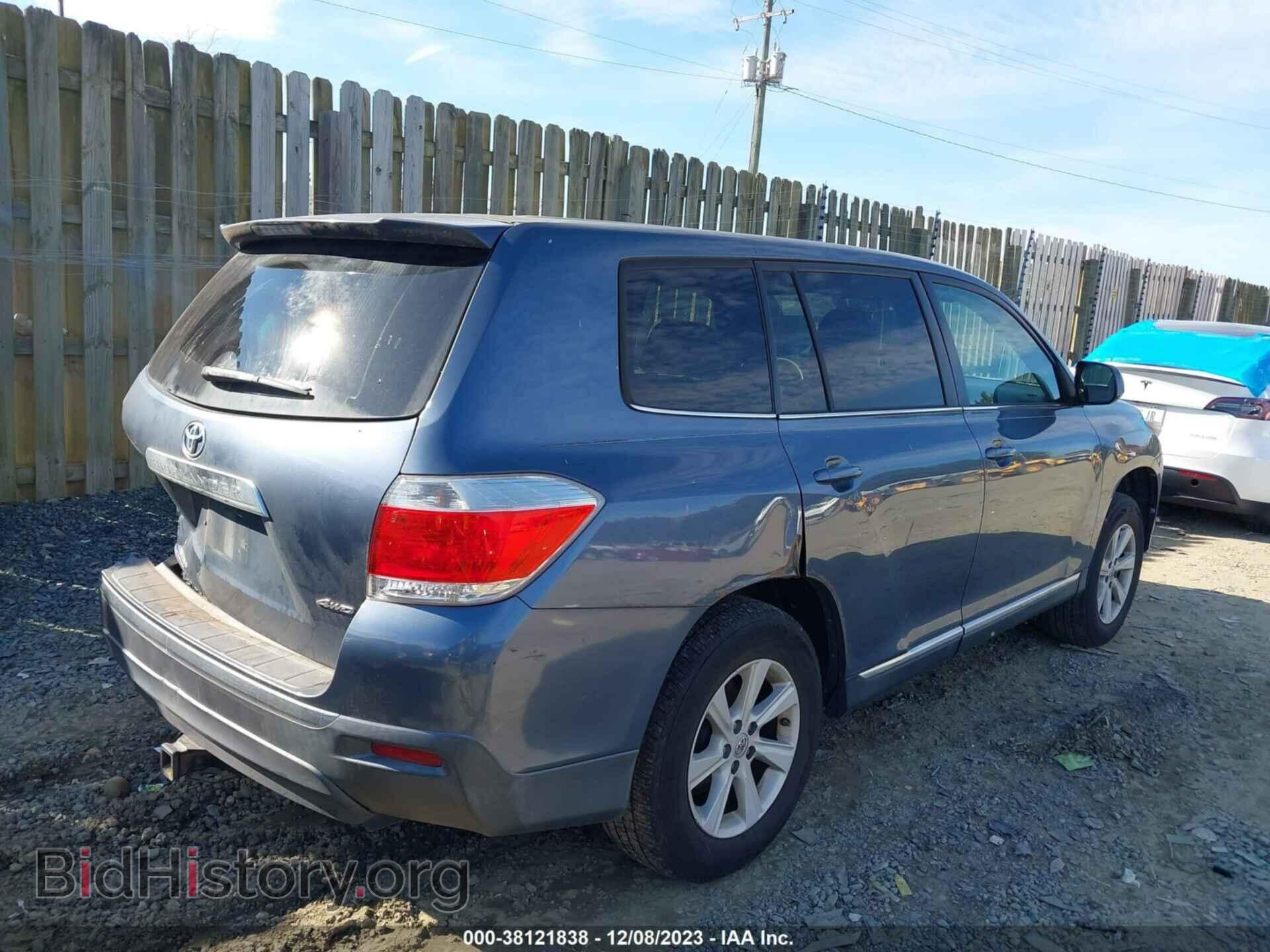 2013 TOYOTA HIGHLANDER - VIN: 5TDBK3EH8DS189499 - Фото 4