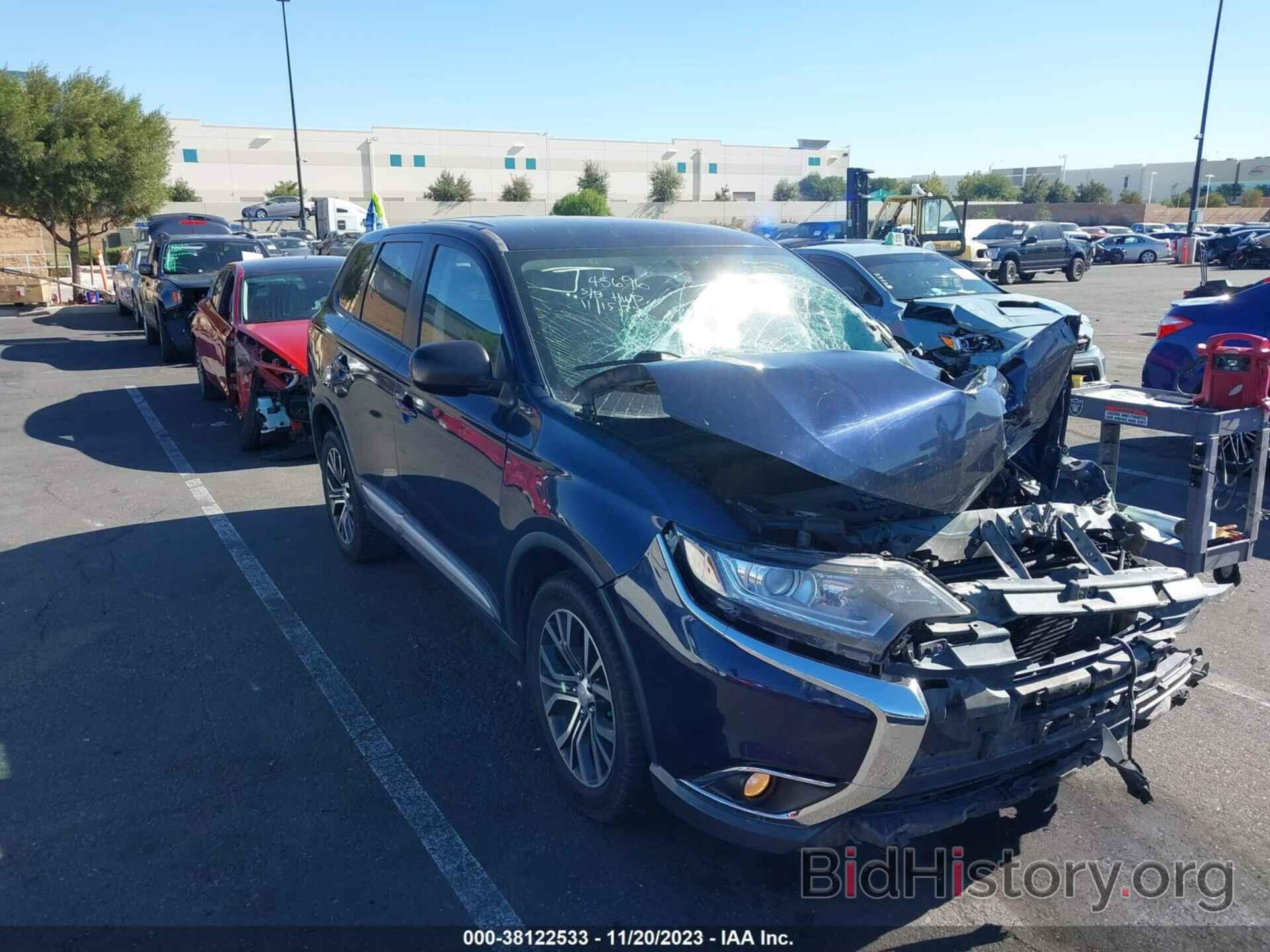 Photo JA4AZ3A35GZ018787 - MITSUBISHI OUTLANDER 2016