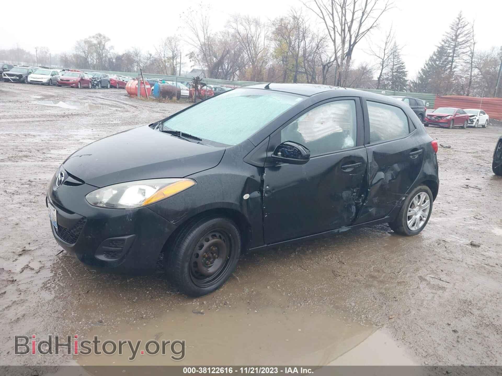 2014 MAZDA MAZDA2 - VIN: JM1DE1KY8E0185322 - Фото 2