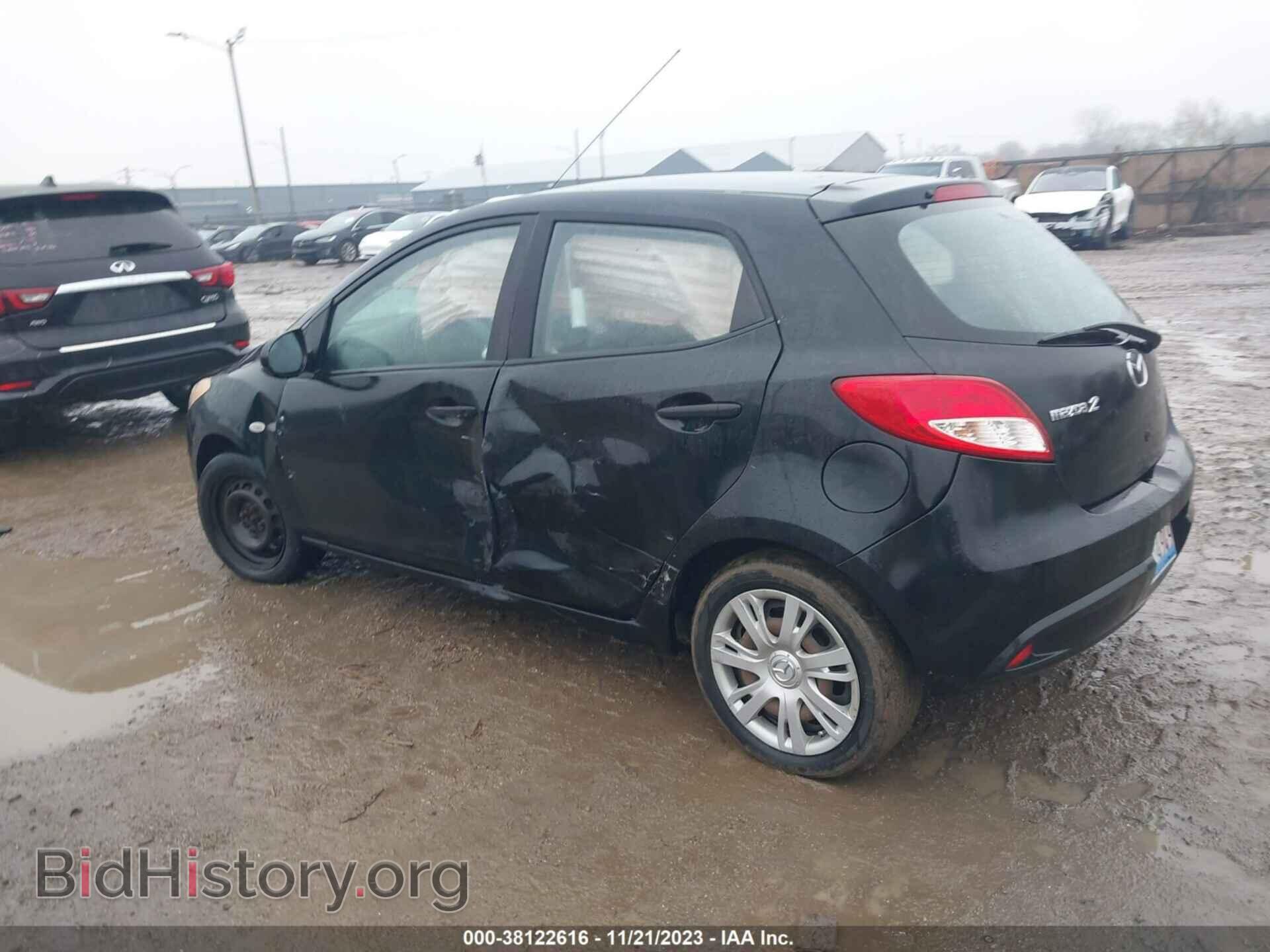 2014 MAZDA MAZDA2 - VIN: JM1DE1KY8E0185322 - Фото 3