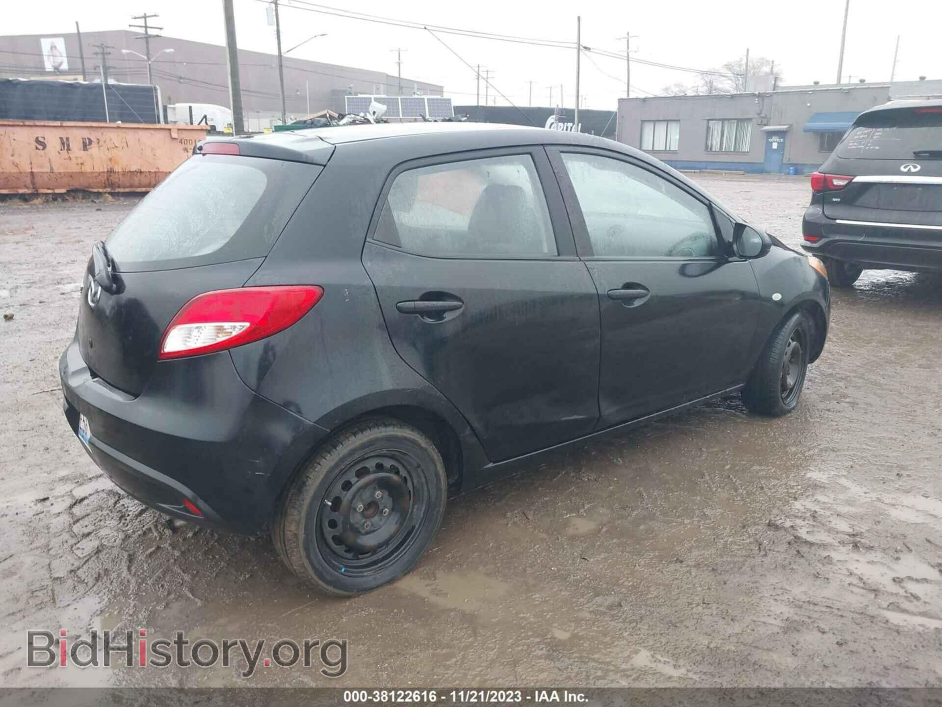 2014 MAZDA MAZDA2 - VIN: JM1DE1KY8E0185322 - Фото 4