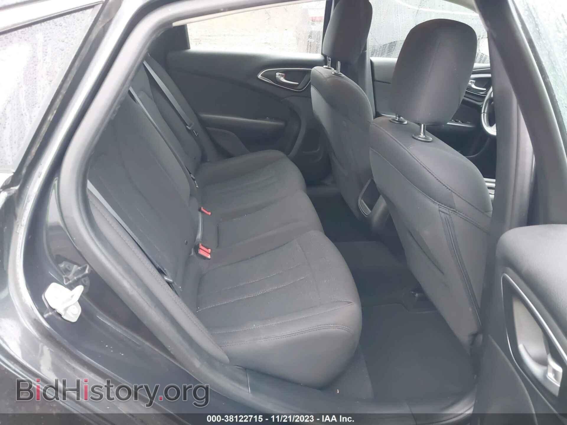 2017 CHRYSLER 200 - VIN: 1C3CCCFB5HN509230 - Фото 8