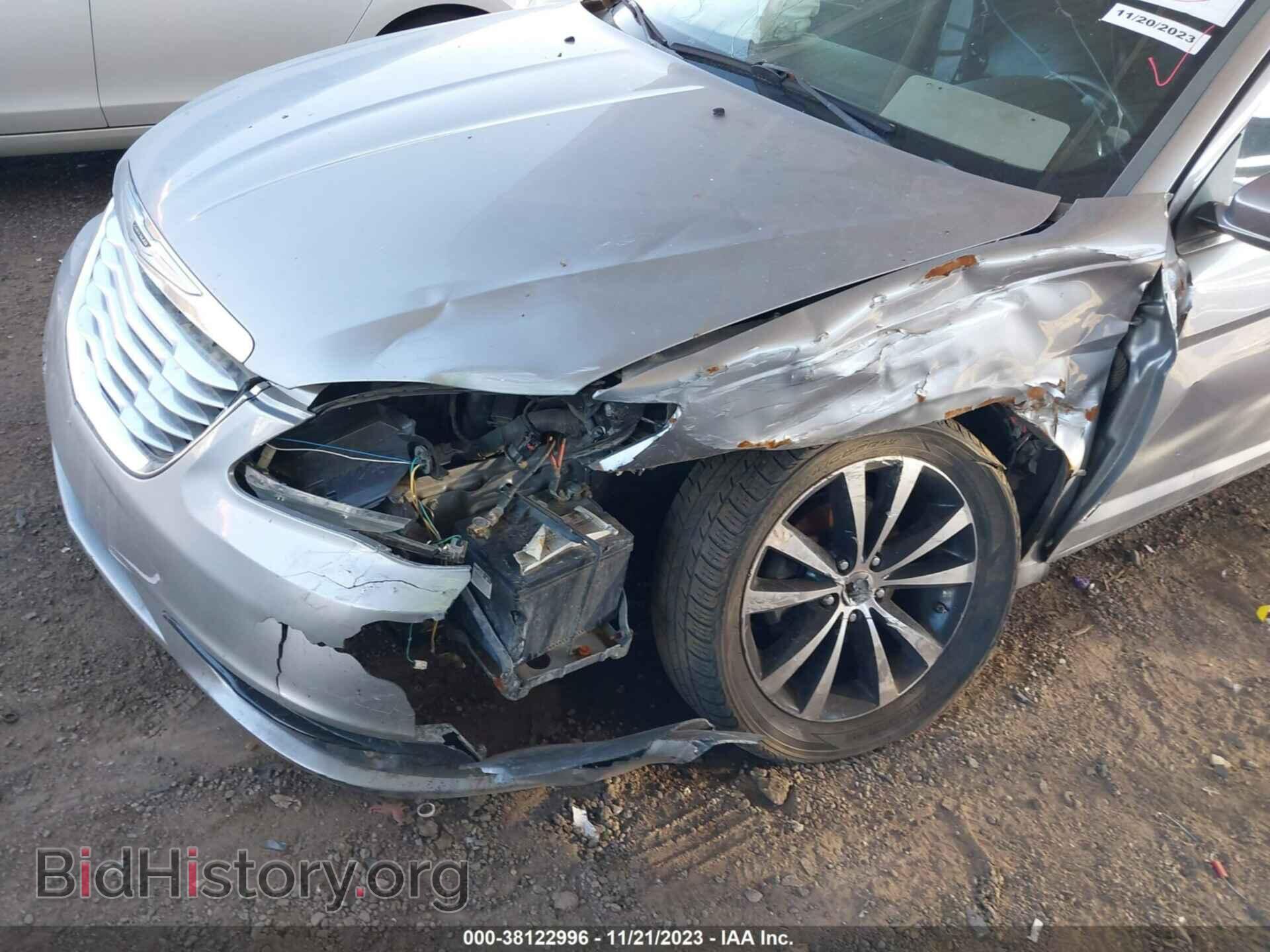 2013 CHRYSLER 200 - VIN: 1C3CCBCG1DN526174 - Фото 6