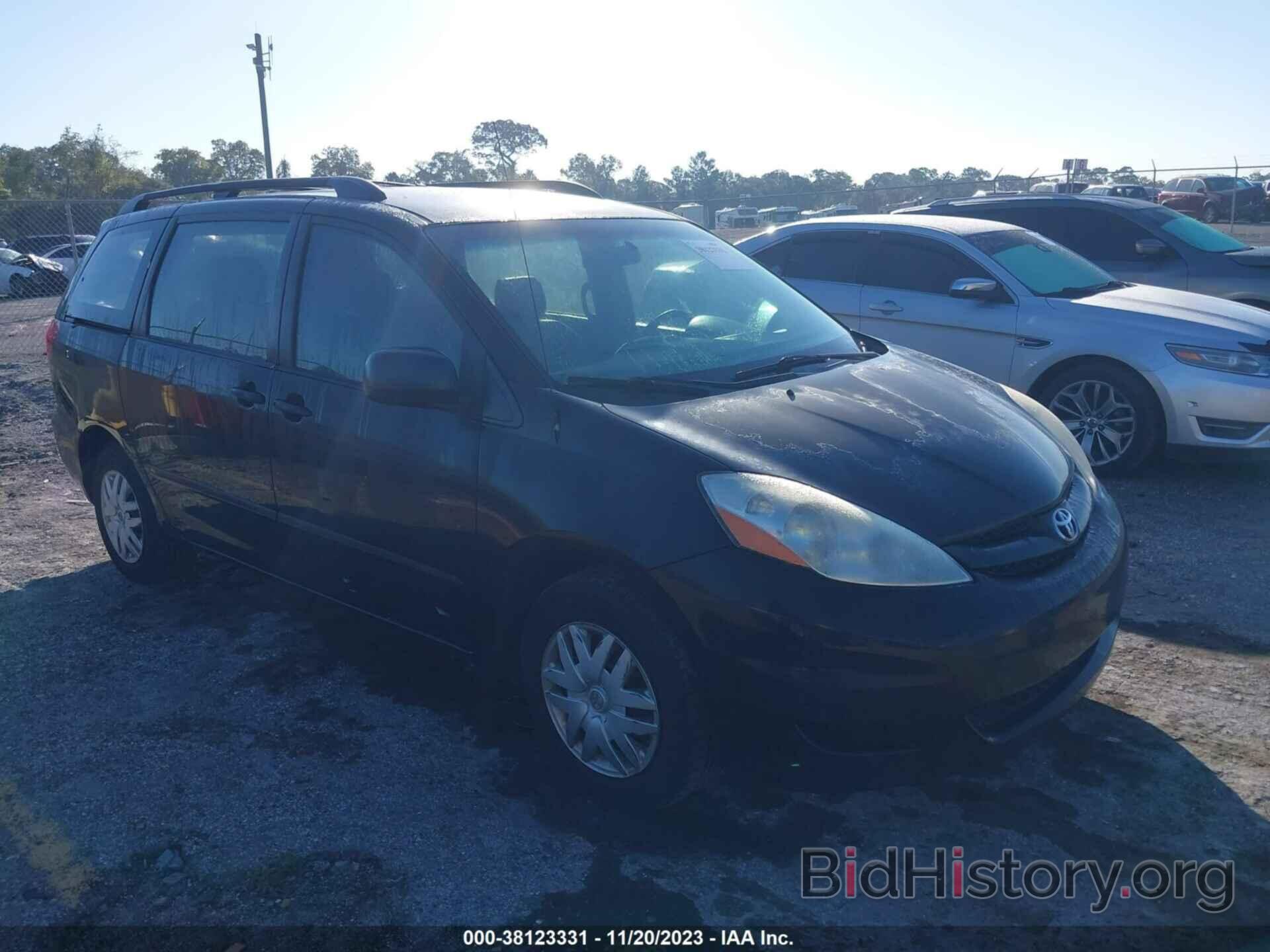 Photo 5TDZK23C78S174014 - TOYOTA SIENNA 2008