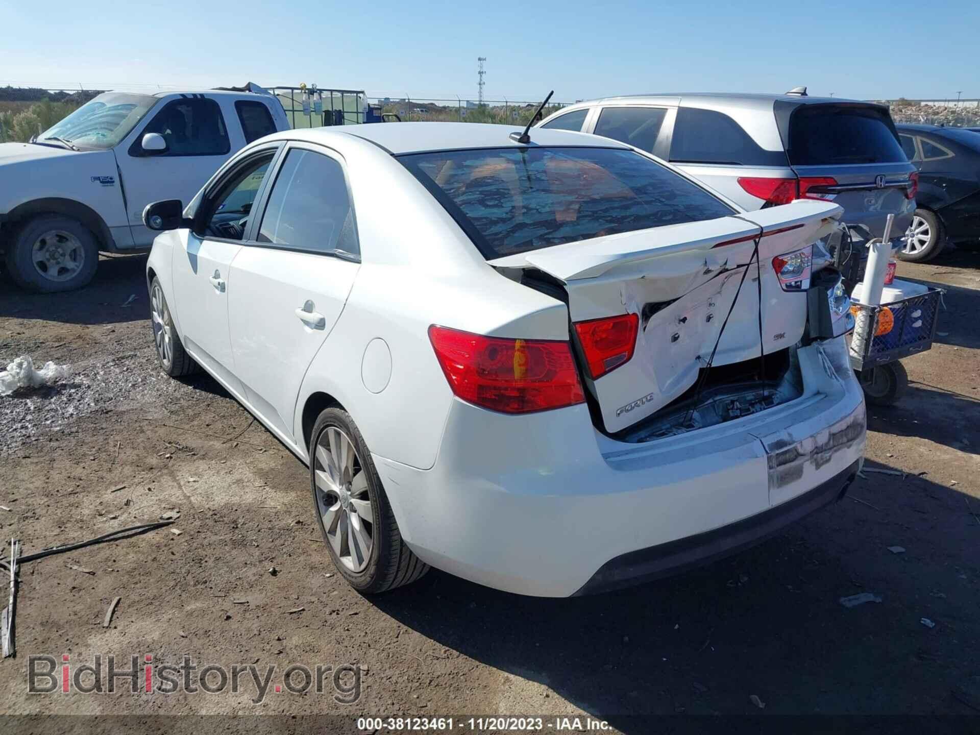 2011 KIA FORTE - VIN: KNAFW4A39B5317304 - Фото 3