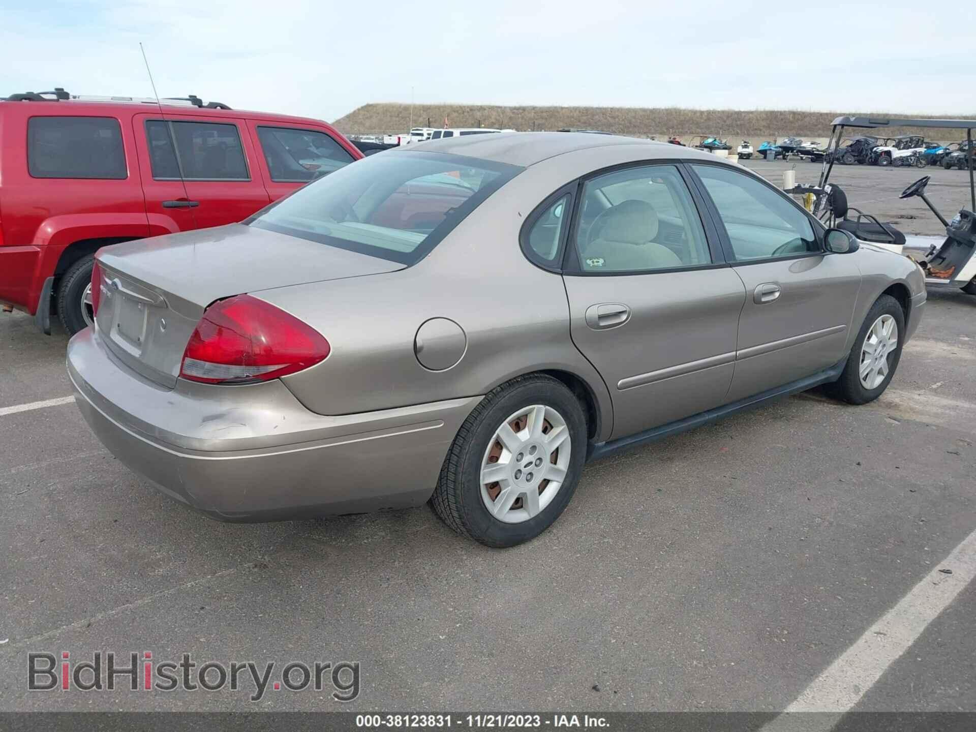2007 FORD TAURUS - VIN: 1FAFP53U27A103402 - Фото 4