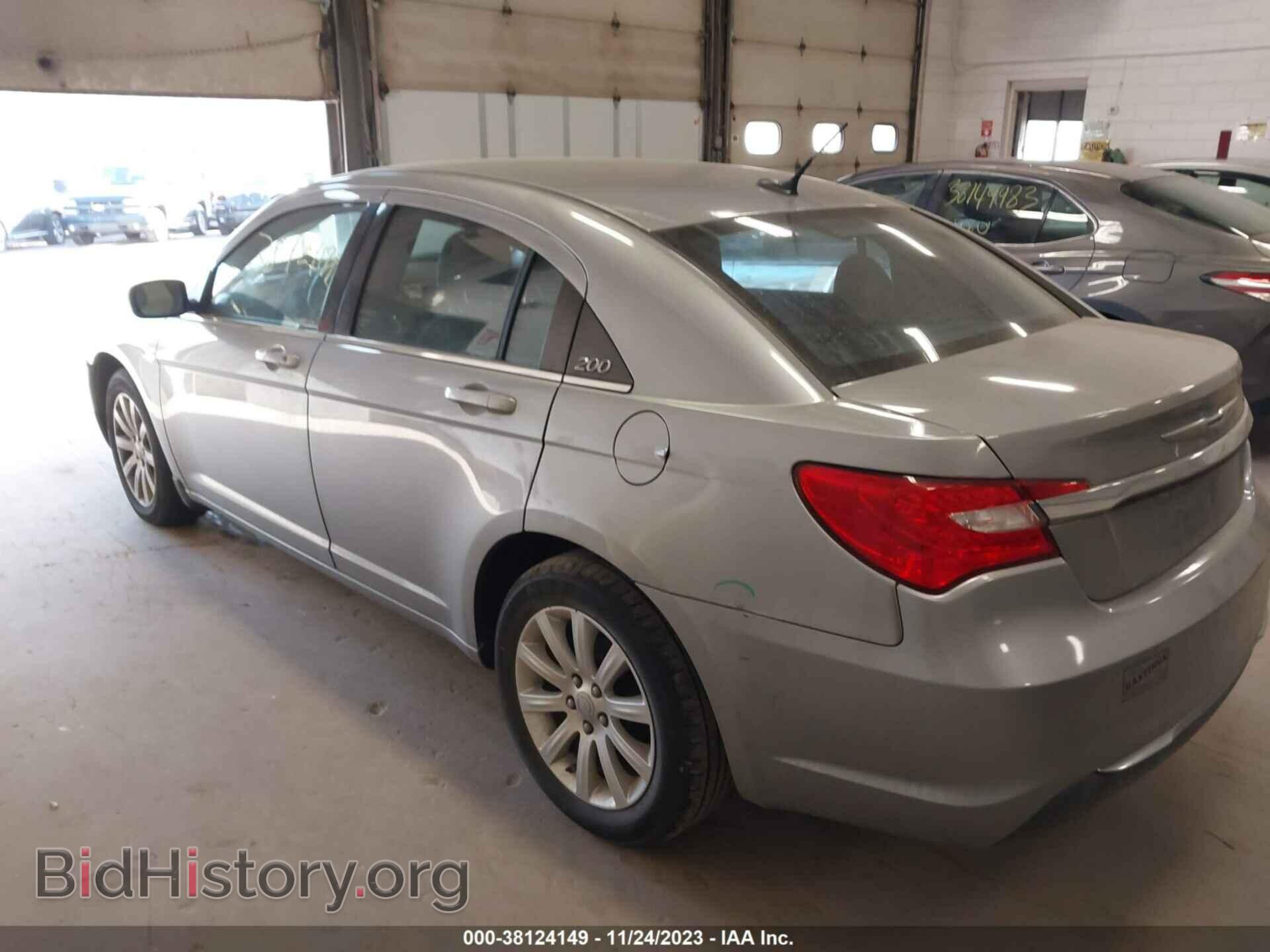 2013 CHRYSLER 200 - VIN: 1C3CCBBB1DN672077 - Фото 3