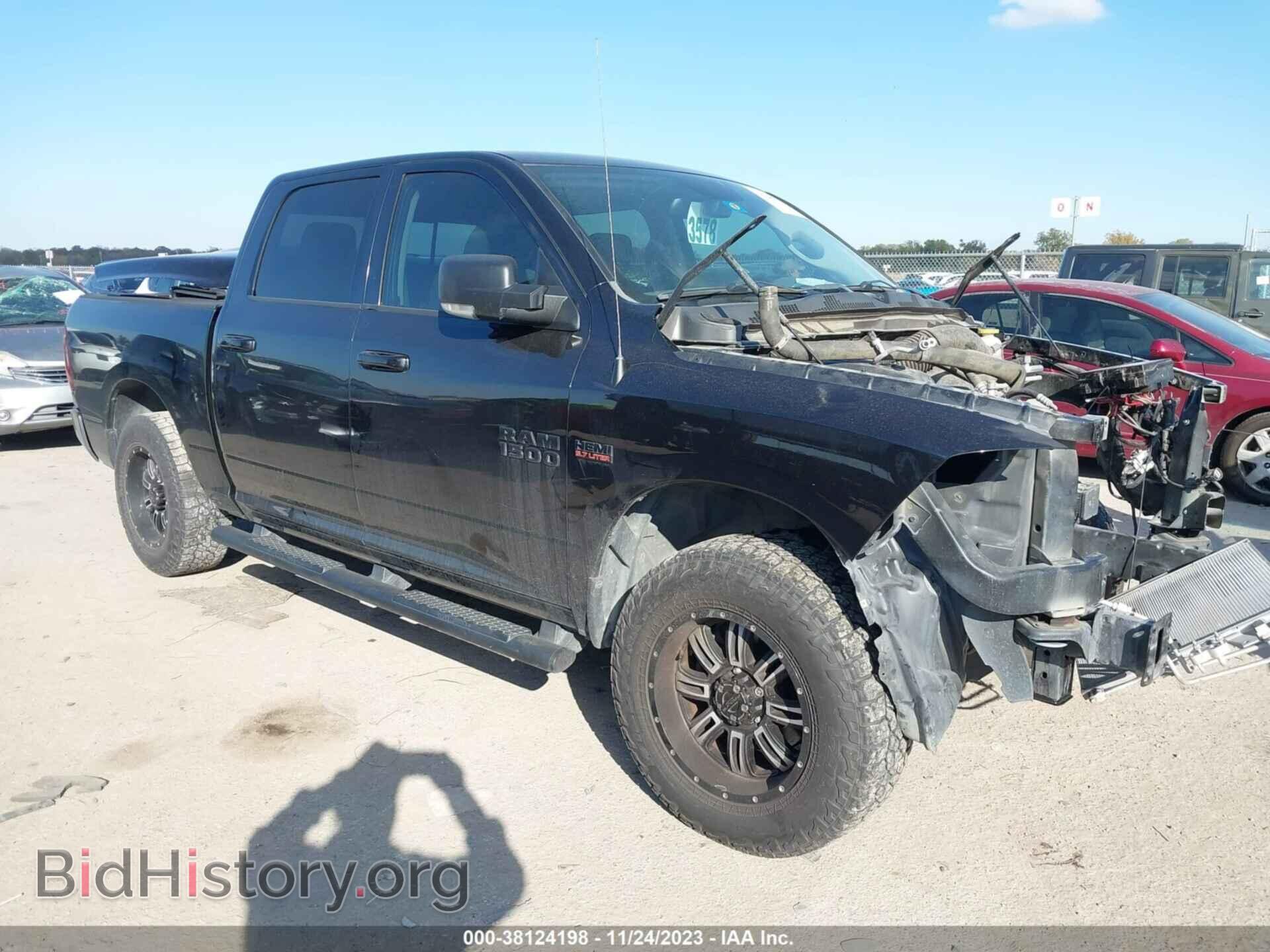Photo 1C6RR6LT7JS333945 - RAM 1500 2018