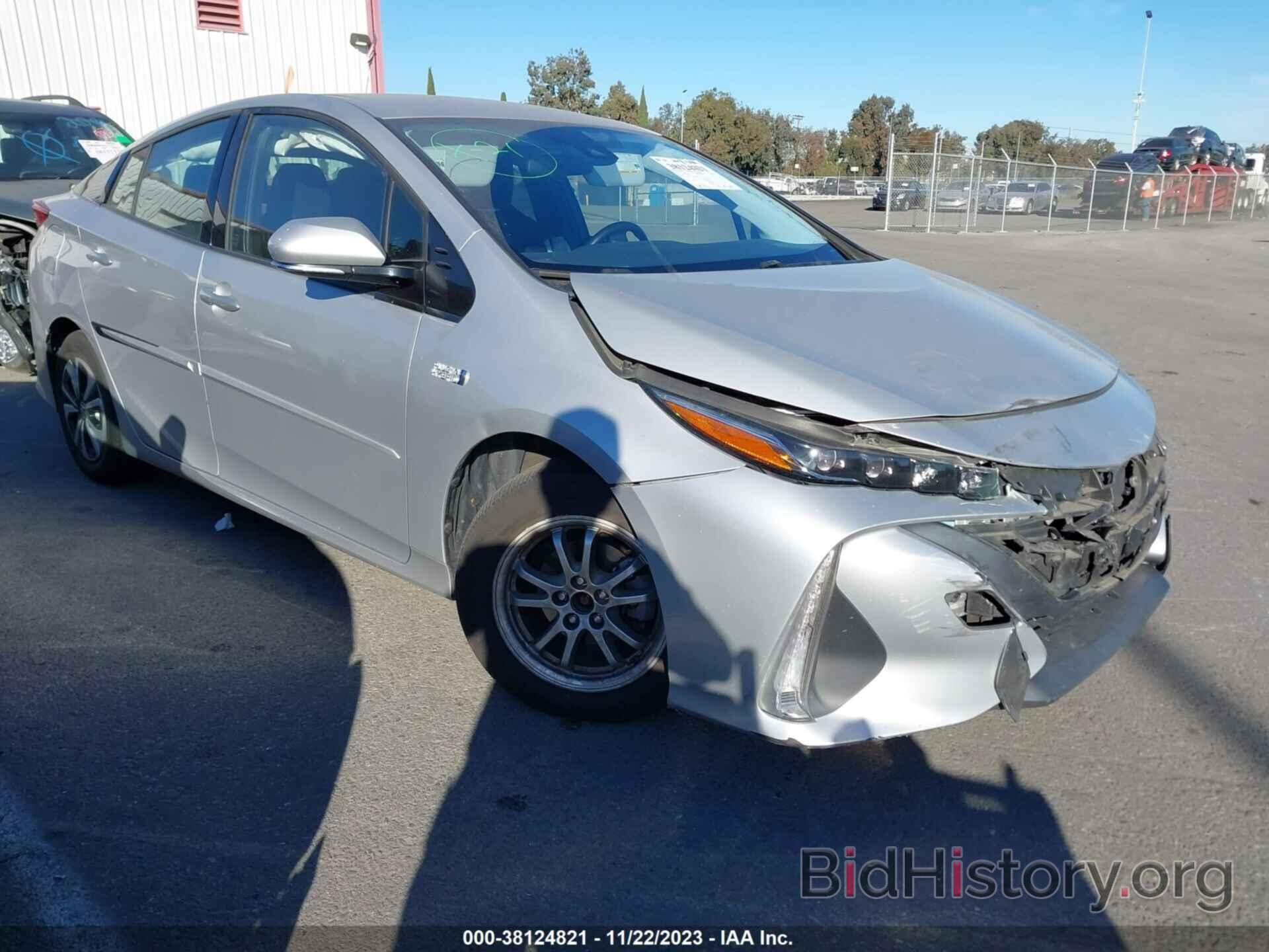 Photo JTDKARFP4H3067998 - TOYOTA PRIUS PRIME 2017