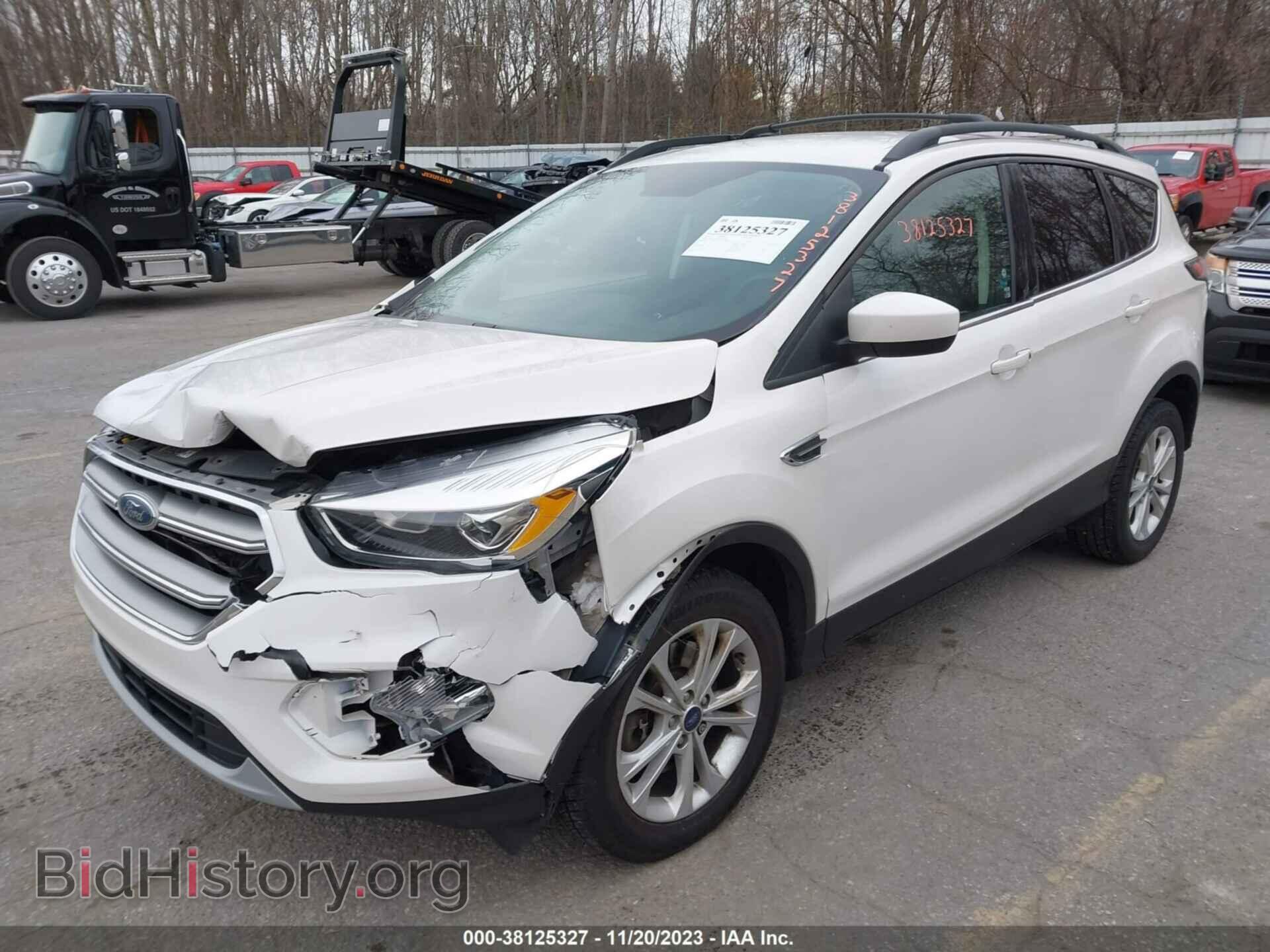 2017 FORD ESCAPE - VIN: 1FMCU9GD7HUB17685 - Фото 2