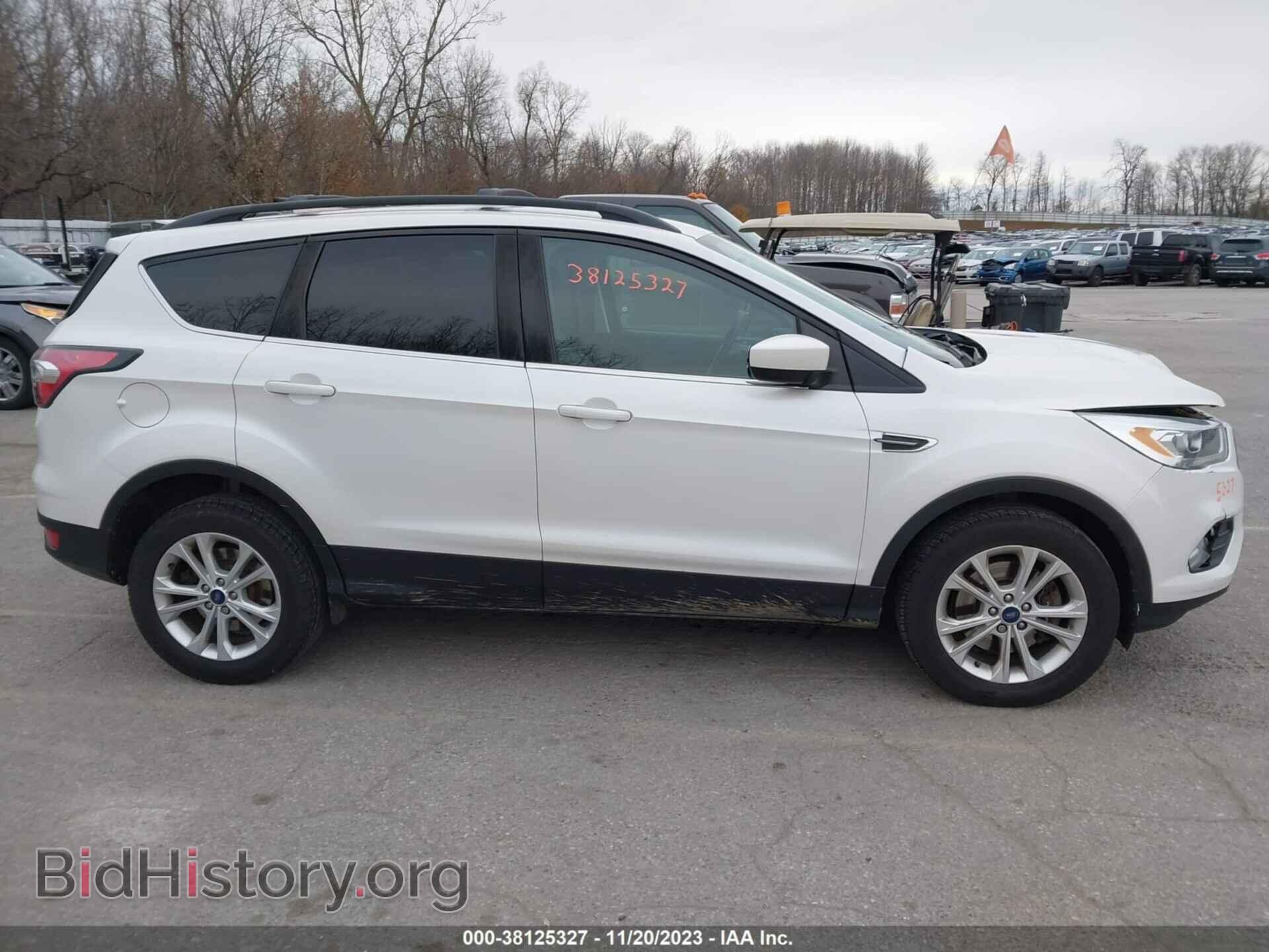 2017 FORD ESCAPE - VIN: 1FMCU9GD7HUB17685 - Фото 13