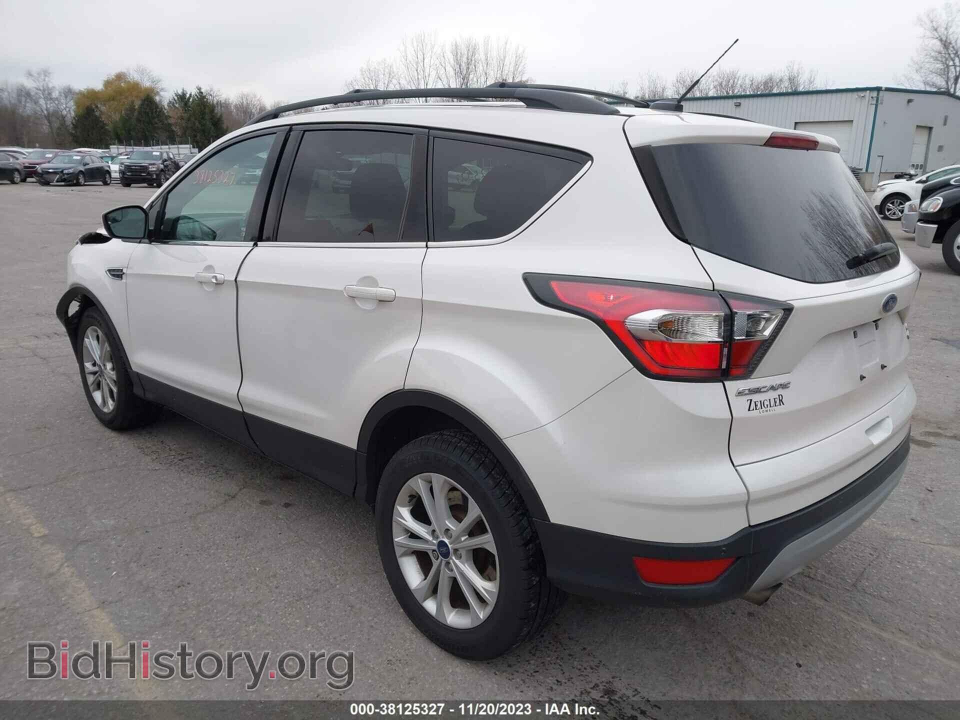 2017 FORD ESCAPE - VIN: 1FMCU9GD7HUB17685 - Фото 3