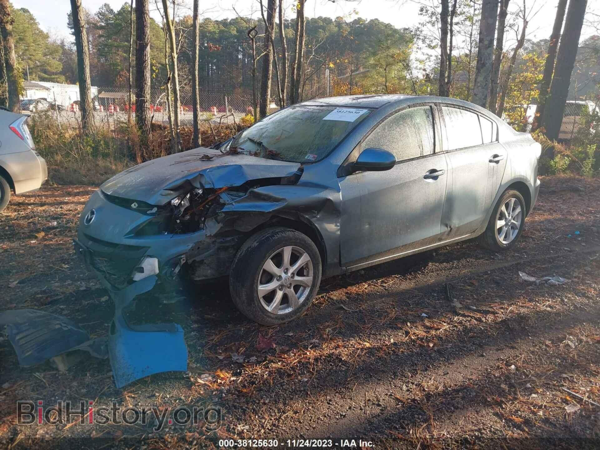 2011 MAZDA MAZDA3 - VIN: JM1BL1VF5B1400085 - Фото 2