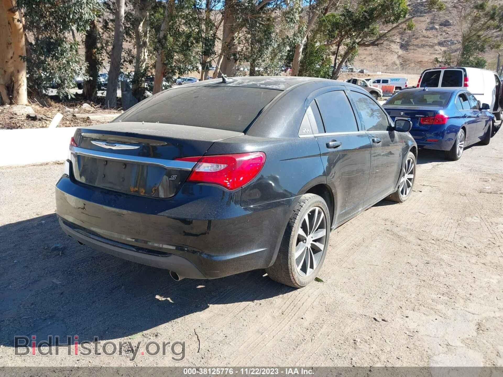 2011 CHRYSLER 200 - VIN: 1C3BC8FG8BN599145 - Фото 4