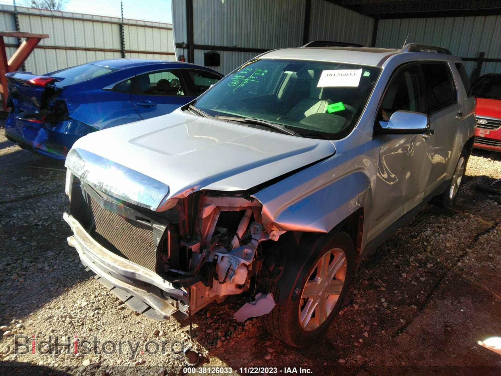 2011 GMC TERRAIN - VIN: 2CTFLXEC6B6440185 - Photo 2