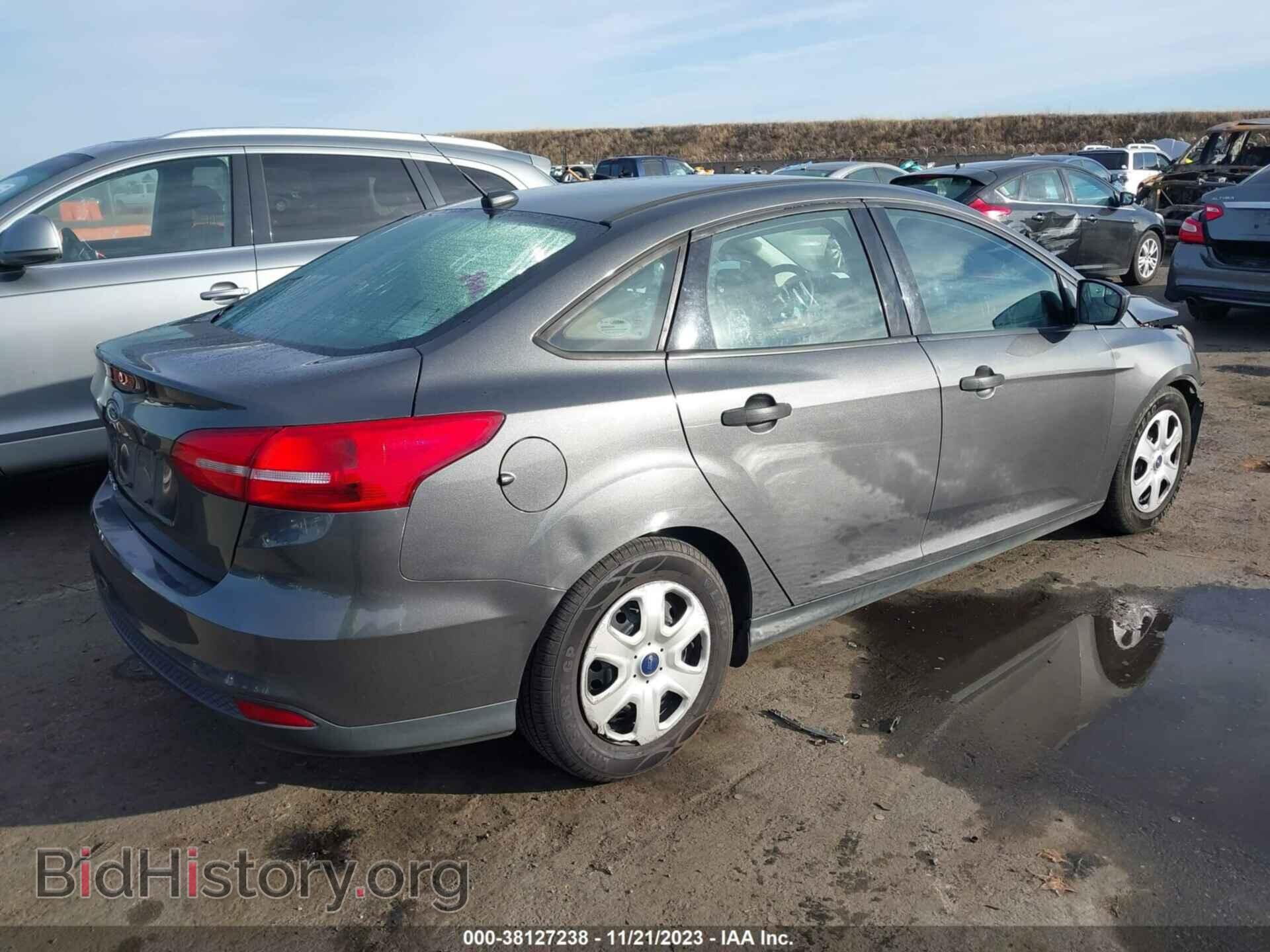 2016 FORD FOCUS - VIN: 1FADP3E2XGL372825 - Фото 4