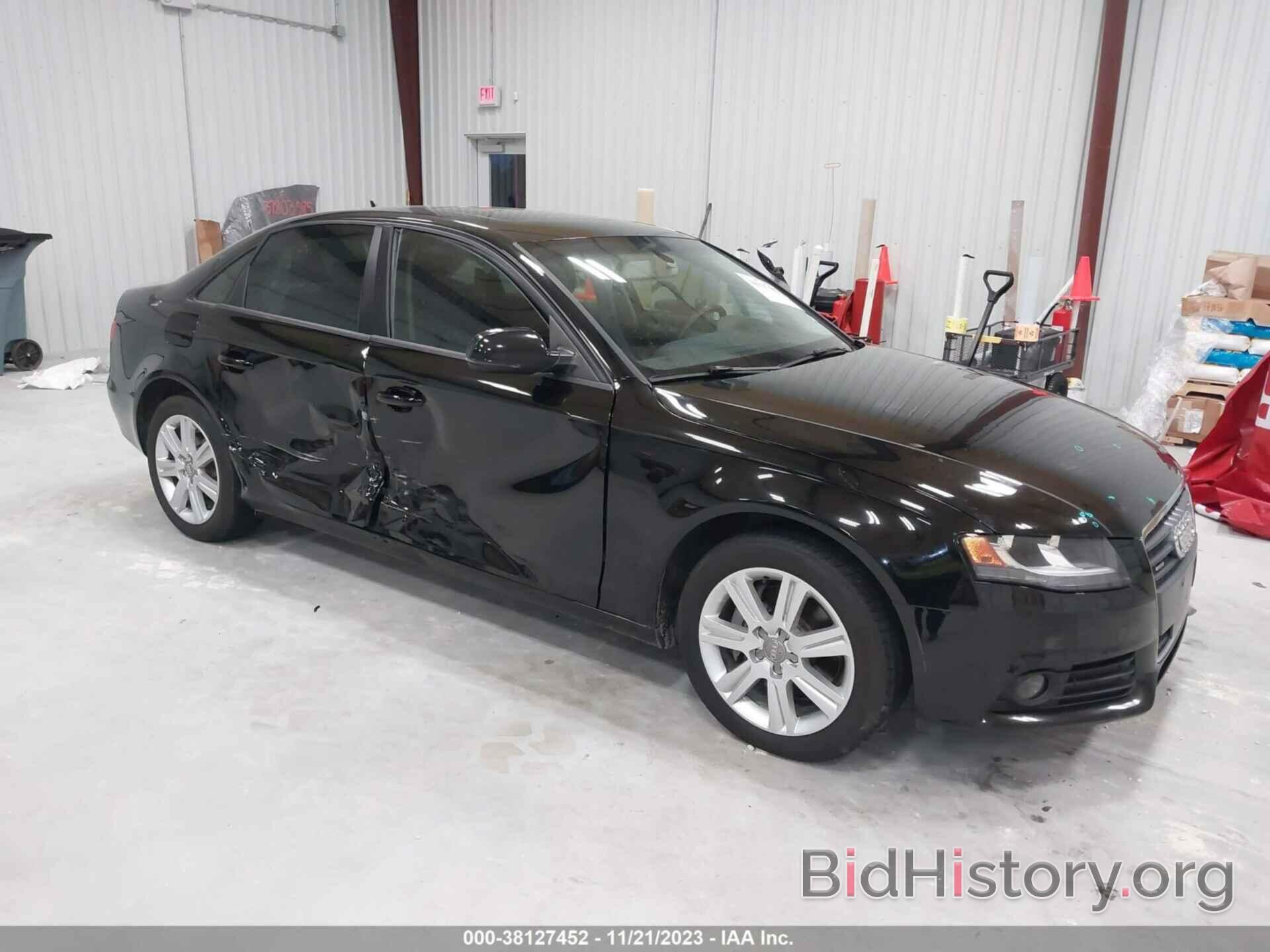 Photo WAUBFAFL7CN004372 - AUDI A4 2012