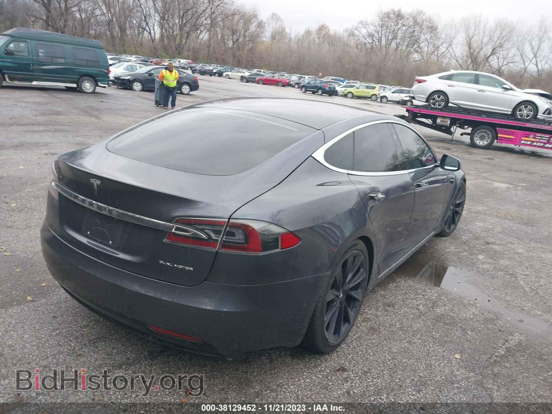 2020 TESLA MODEL S - VIN: 5YJSA1E23LF413820 - Фото 4