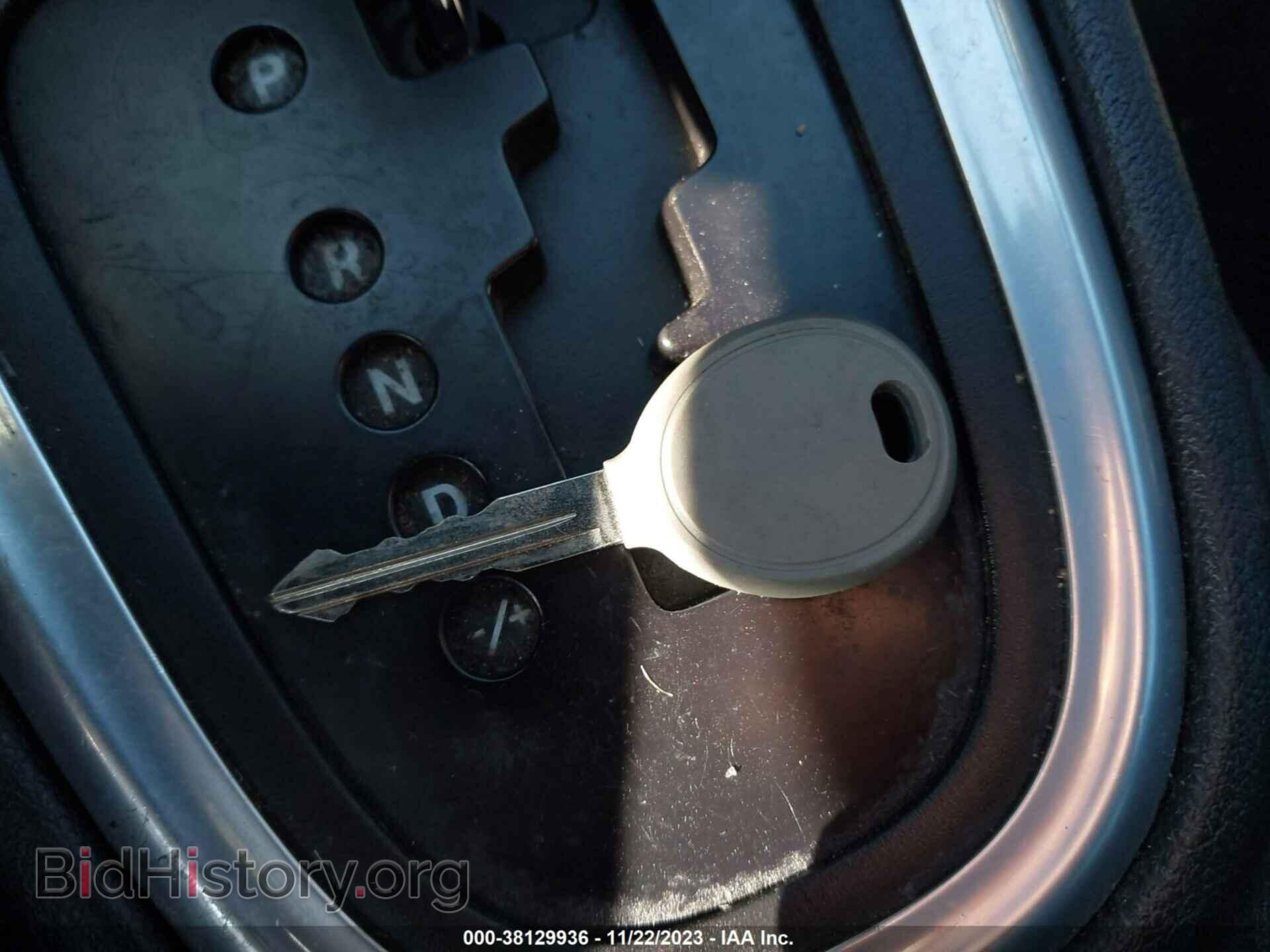 2013 CHRYSLER 200 - VIN: 1C3CCBBB9DN615352 - Photo 11