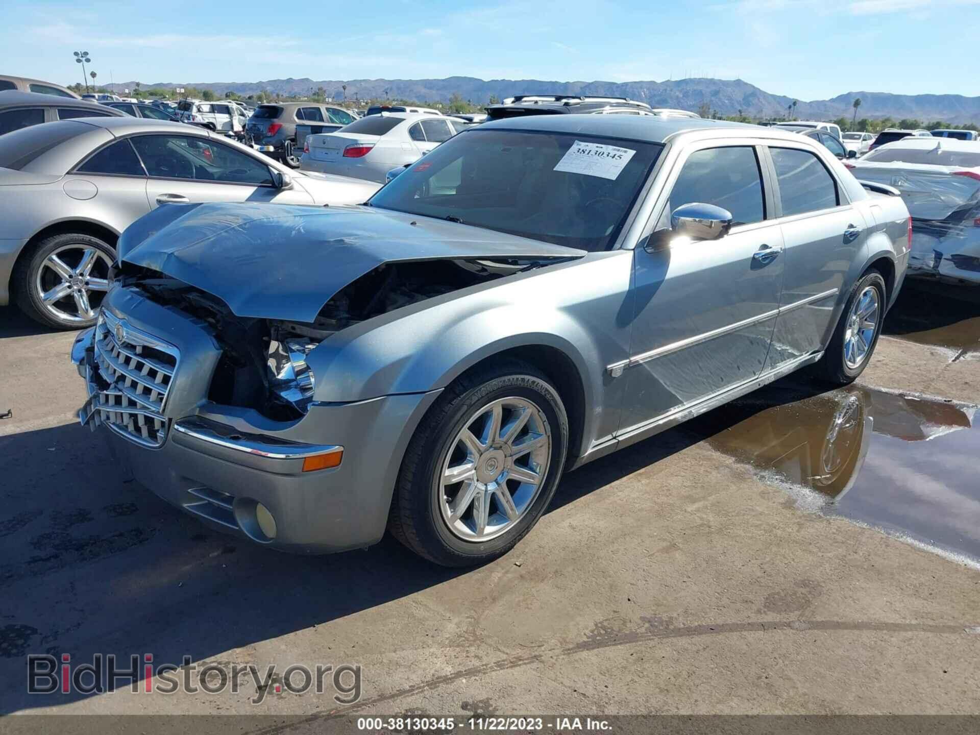 2006 CHRYSLER 300 - VIN: 2C3LA63H56H408257 - Фото 2