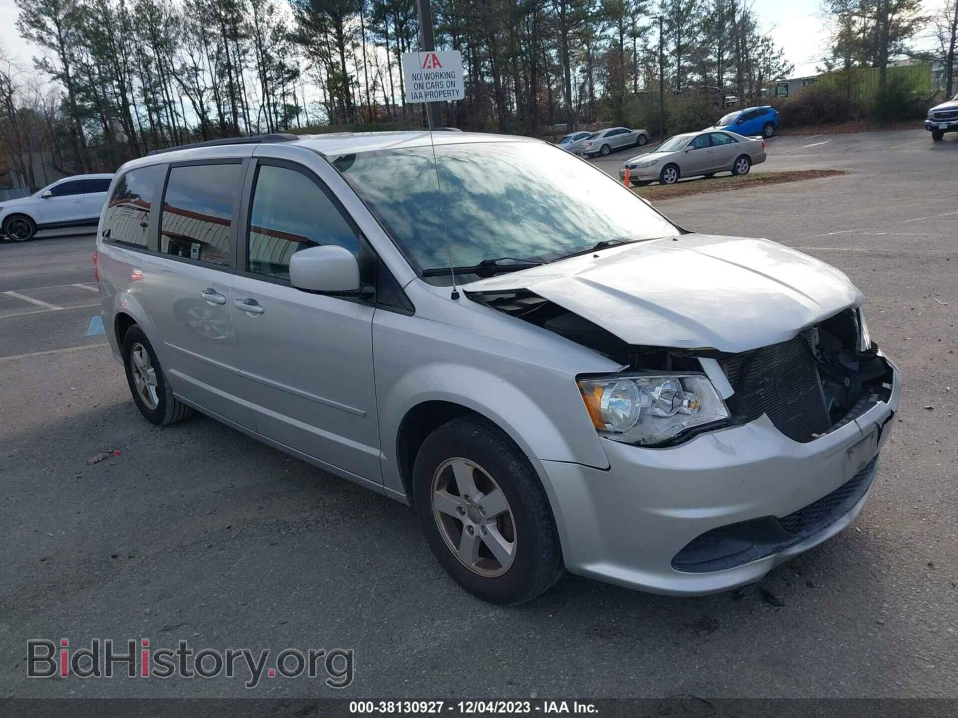 Photo 2D4RN3DG7BR743686 - DODGE GRAND CARAVAN 2011