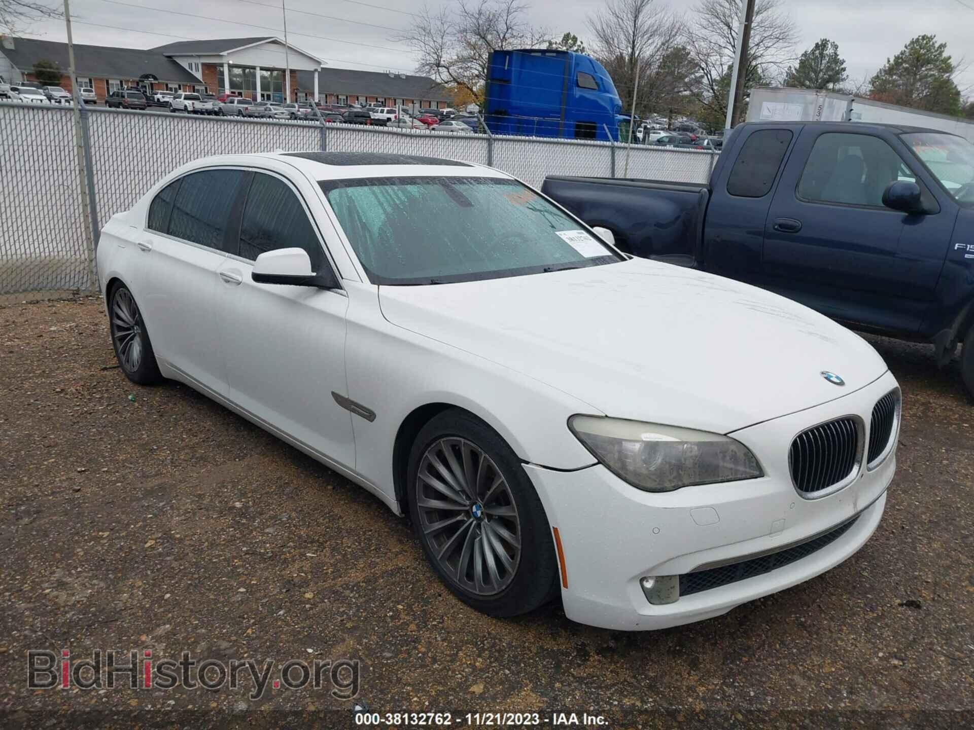 Photo WBAKB4C55BC574836 - BMW 7 SERIES 2011