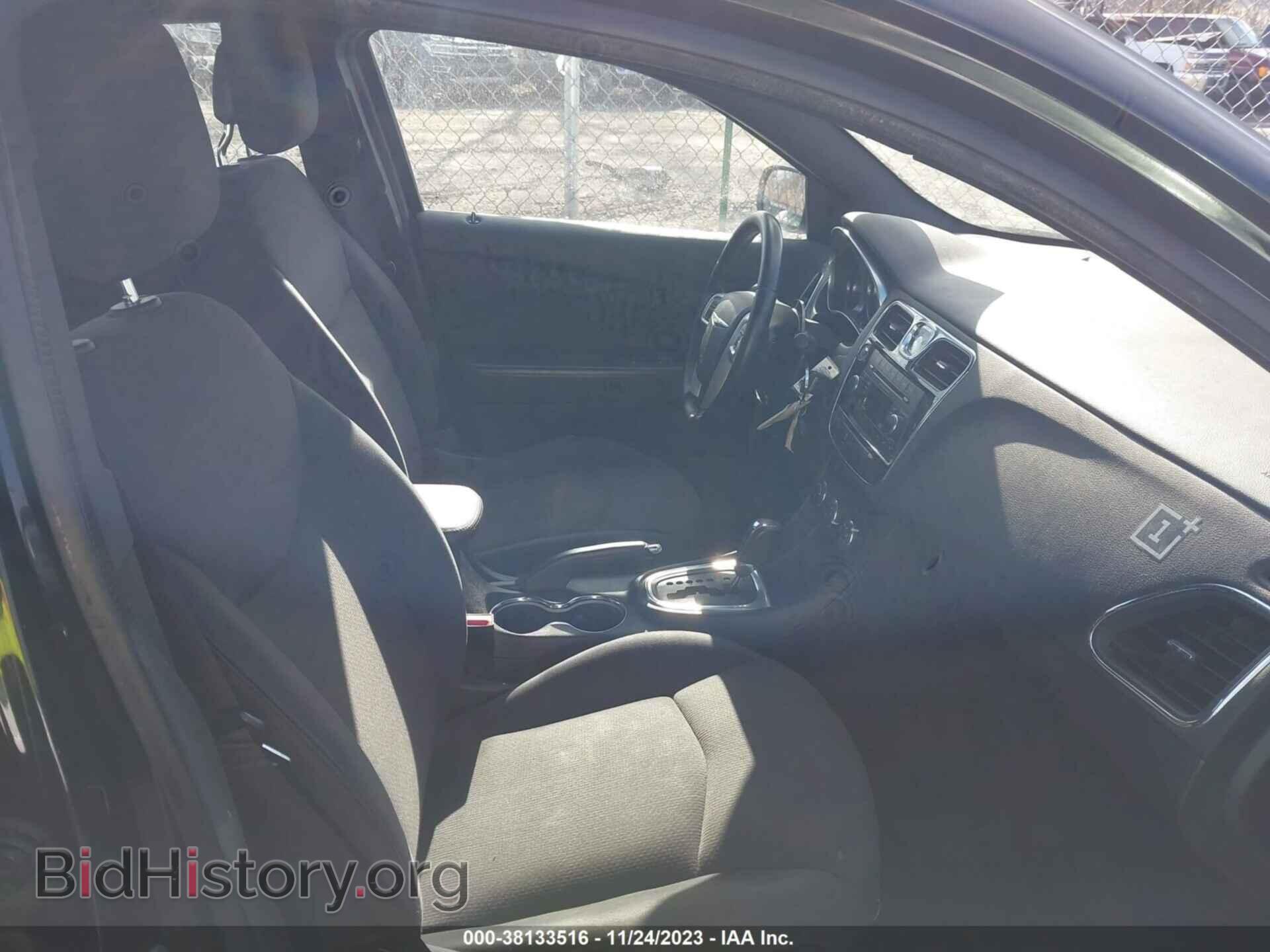 2014 CHRYSLER 200 - VIN: 1C3CCBBB4EN164333 - Фото 5