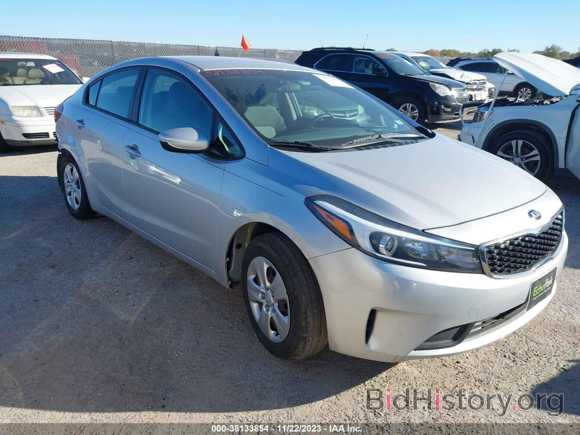 Photo 3KPFK4A7XHE033677 - KIA FORTE 2017