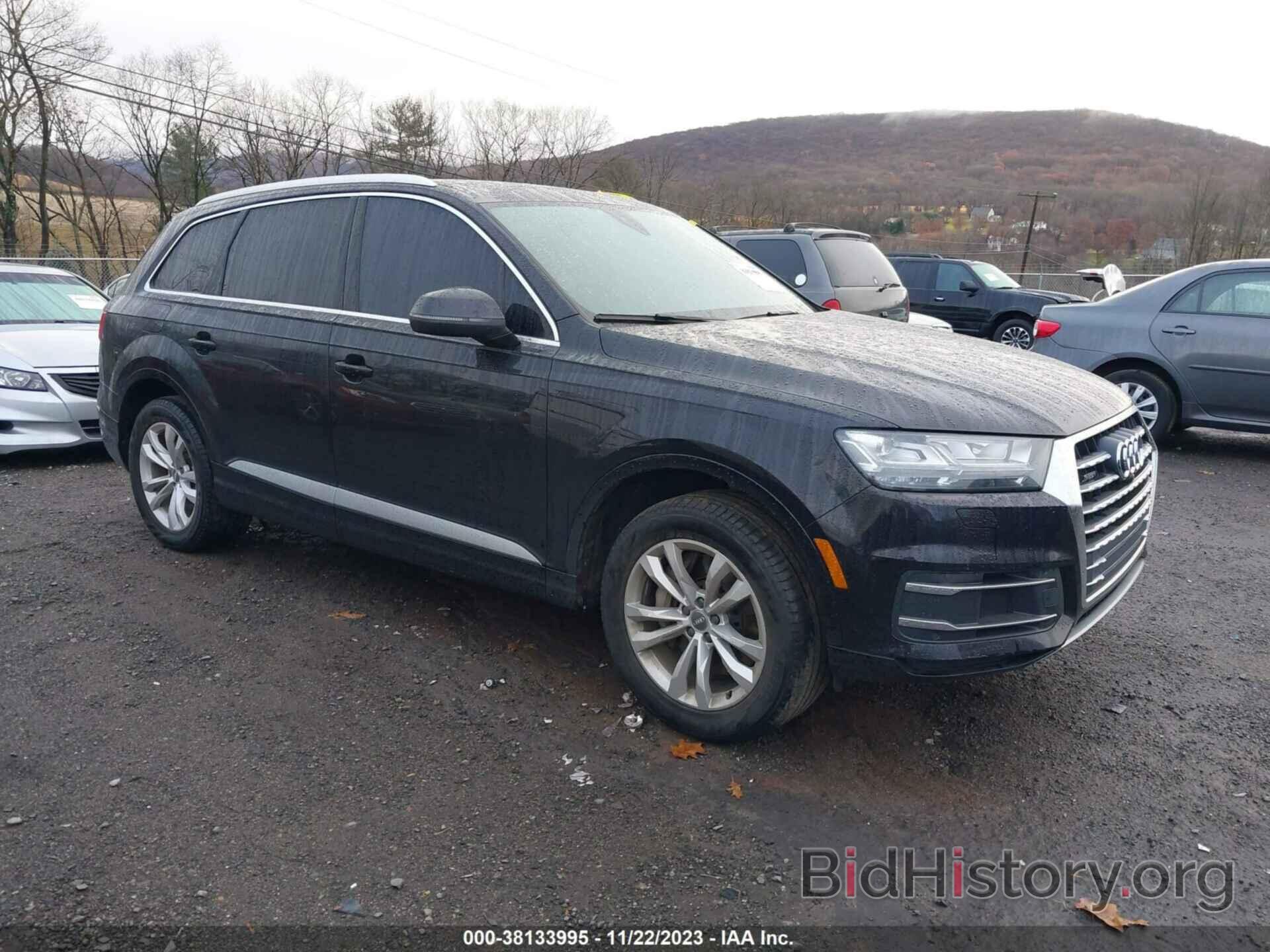 Photo WA1LHAF79HD051575 - AUDI Q7 2017