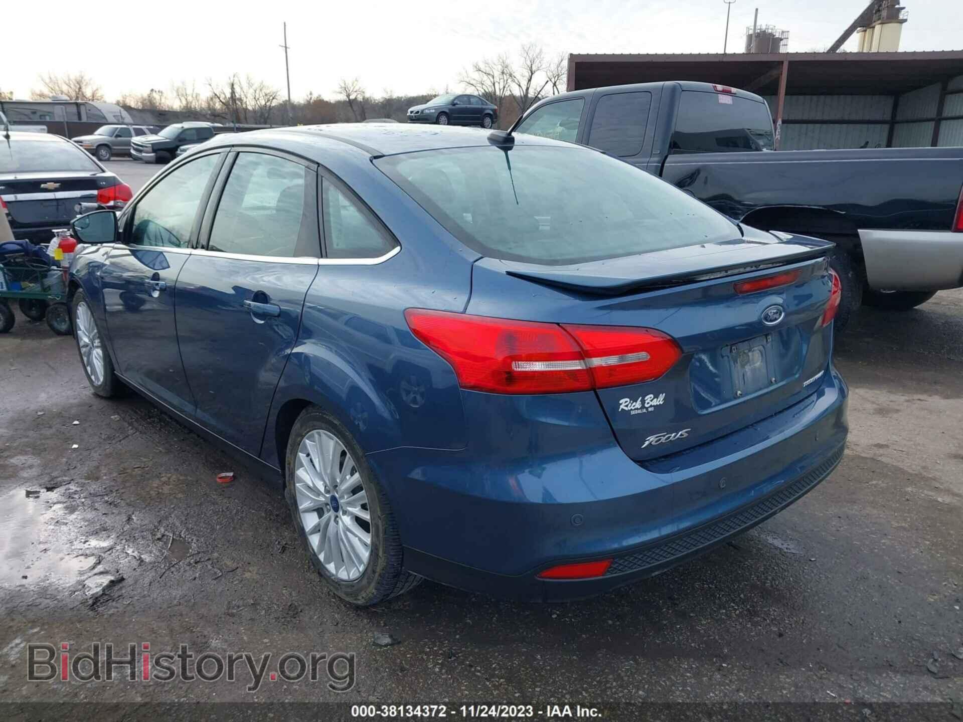 2018 FORD FOCUS - VIN: 1FADP3J27JL242921 - Фото 3