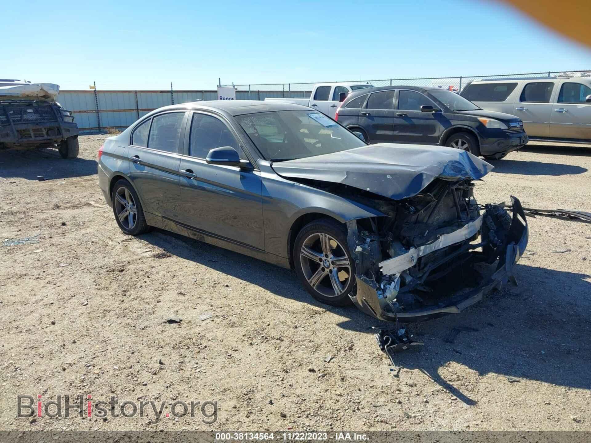 Photo WBA3B1C55FK137787 - BMW 320I 2015