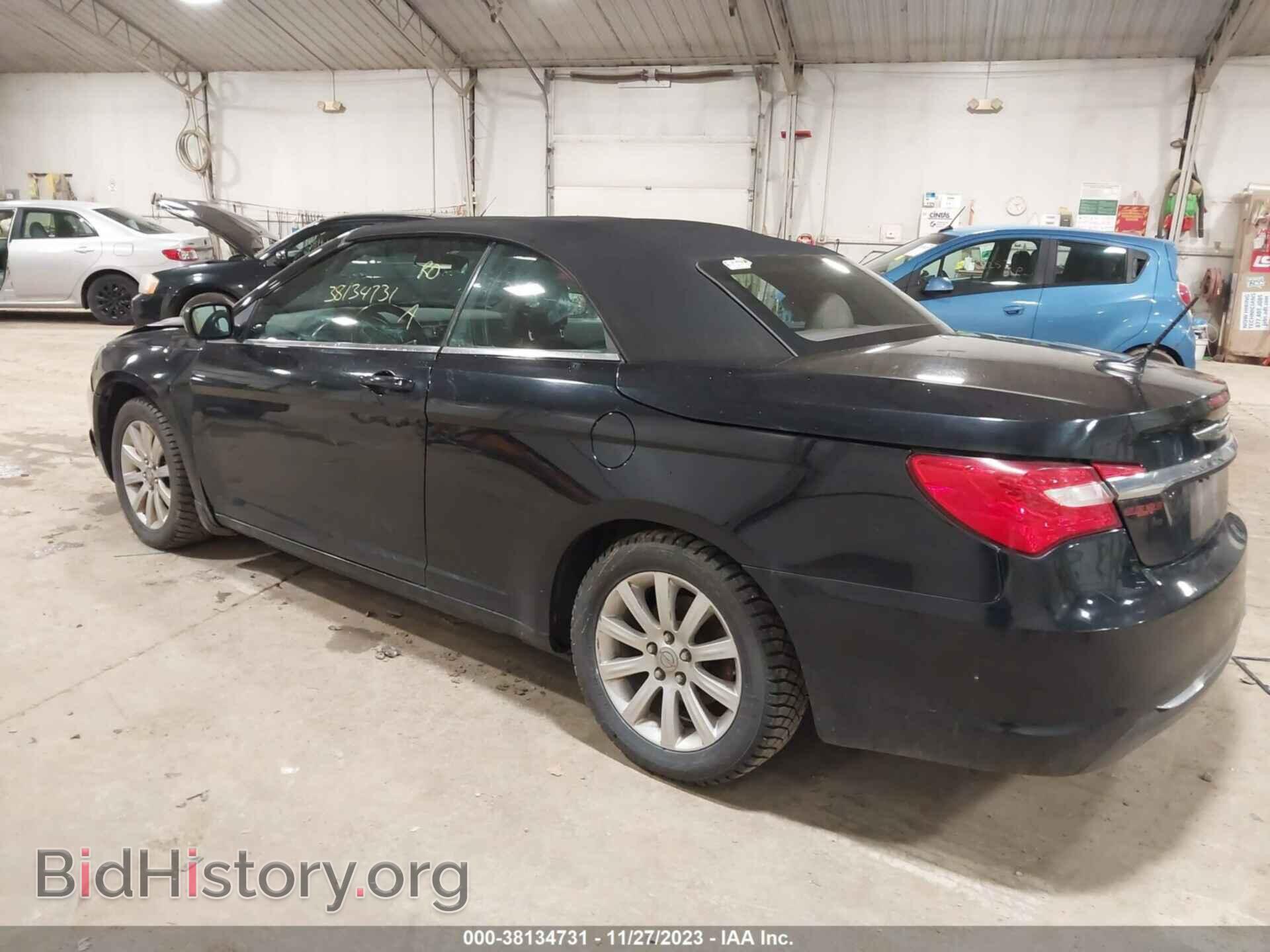 2011 CHRYSLER 200 - VIN: 1C3BC2EB1BN542773 - Фото 3
